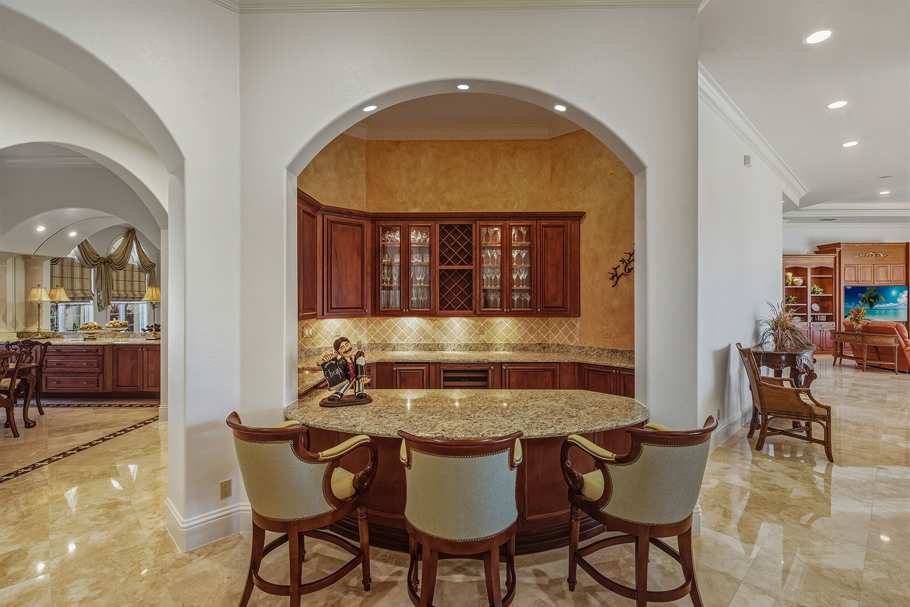 3840 Isla Del Sol Way
