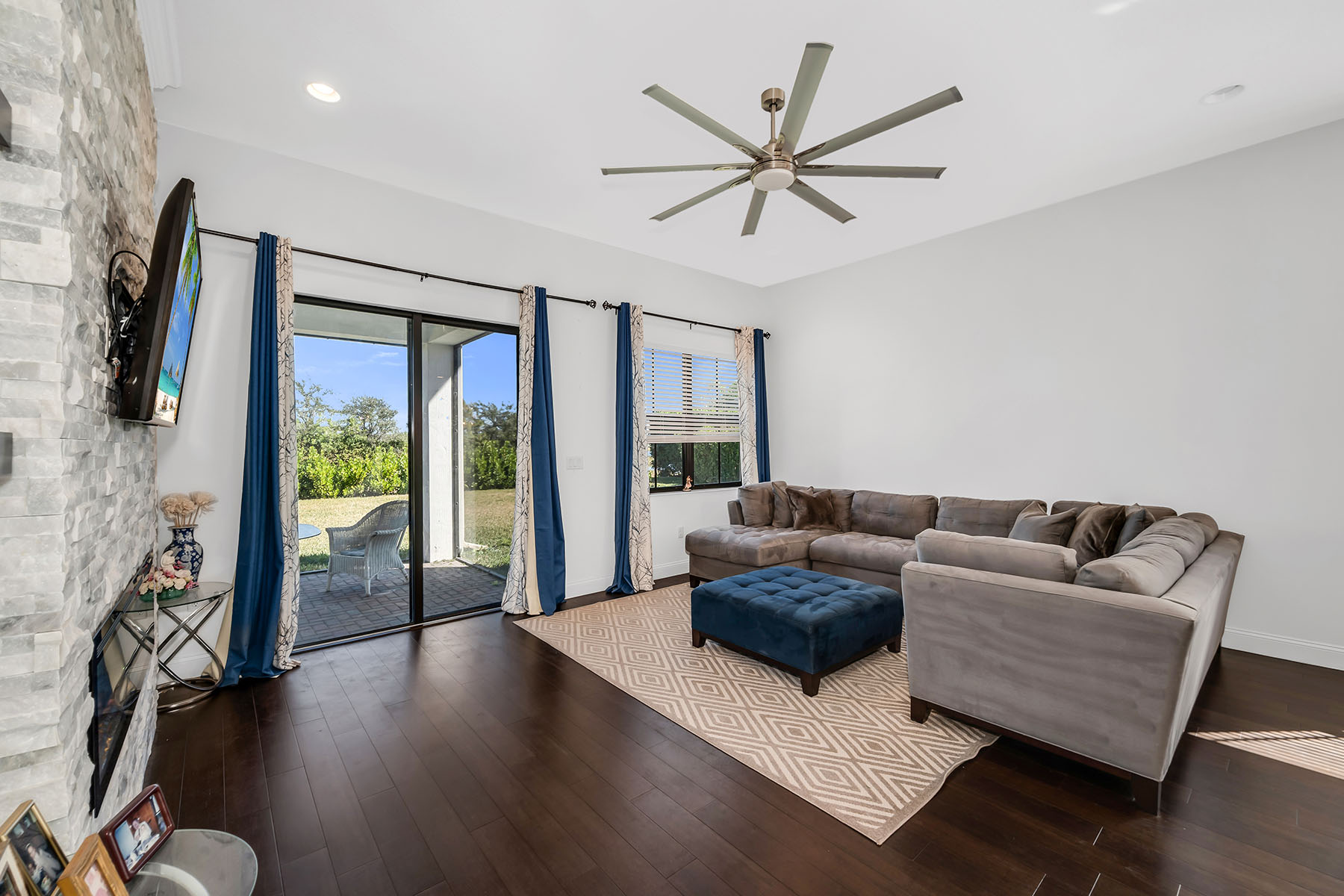 5344 Chandler Way