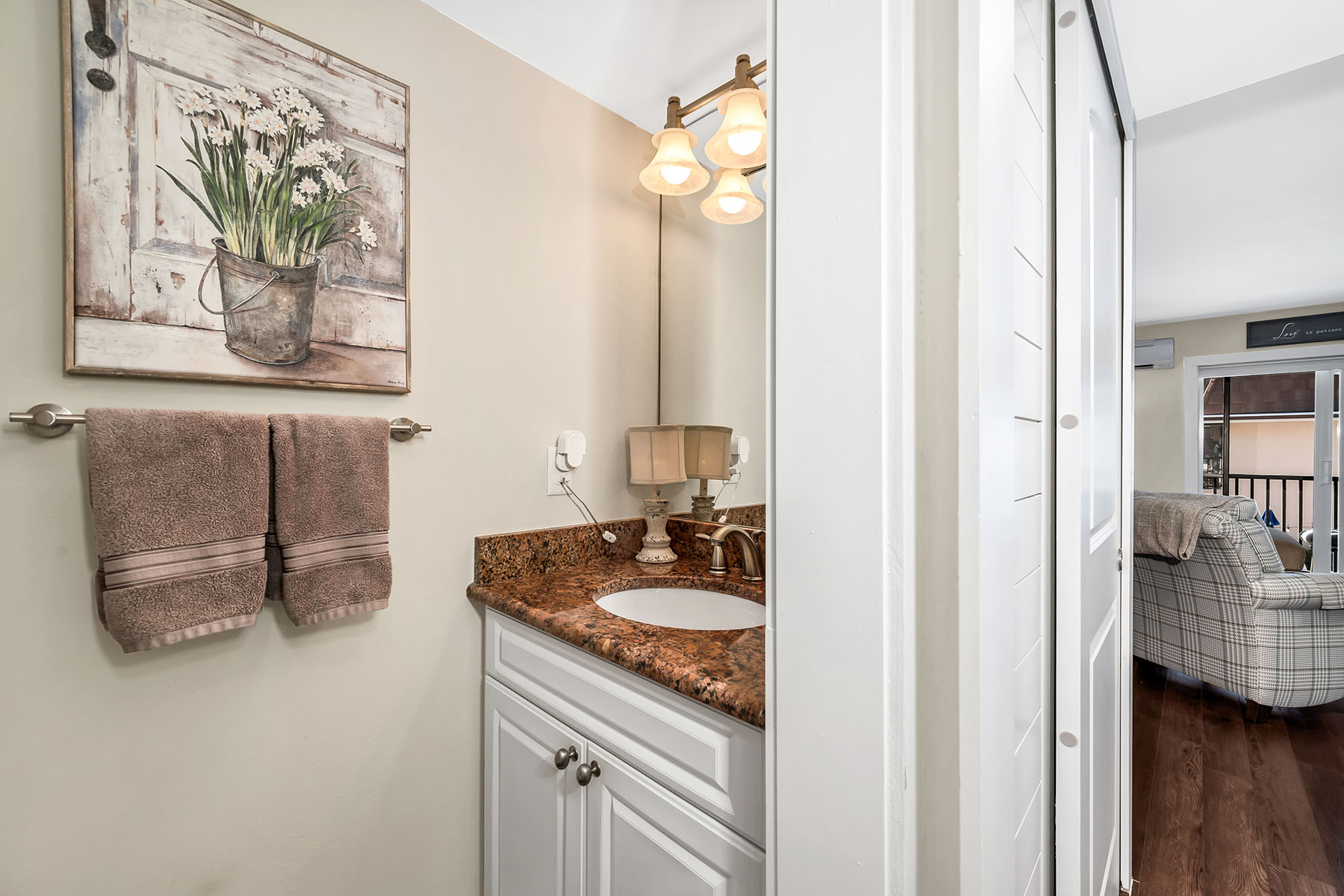 87 N Collier Boulevard , J15