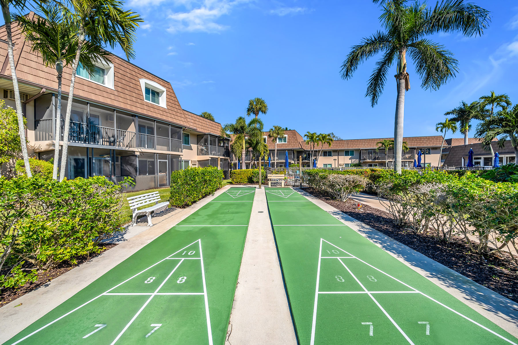 87 N Collier Boulevard , J15