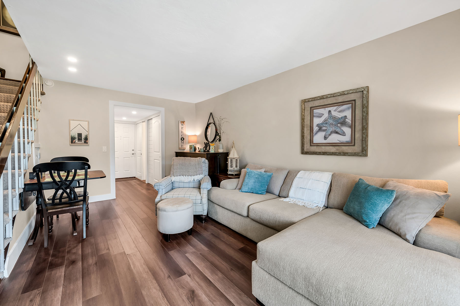 87 N Collier Boulevard , J15