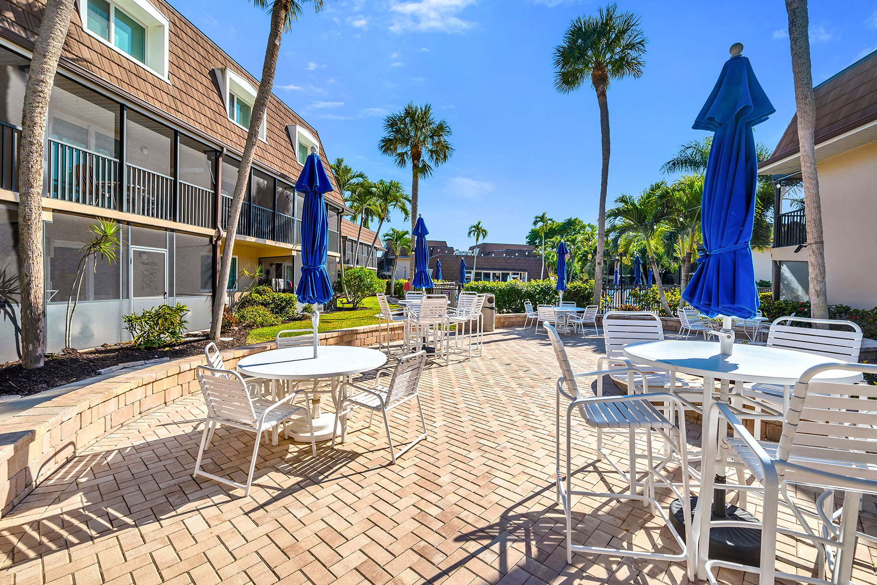 87 N Collier Boulevard , J15