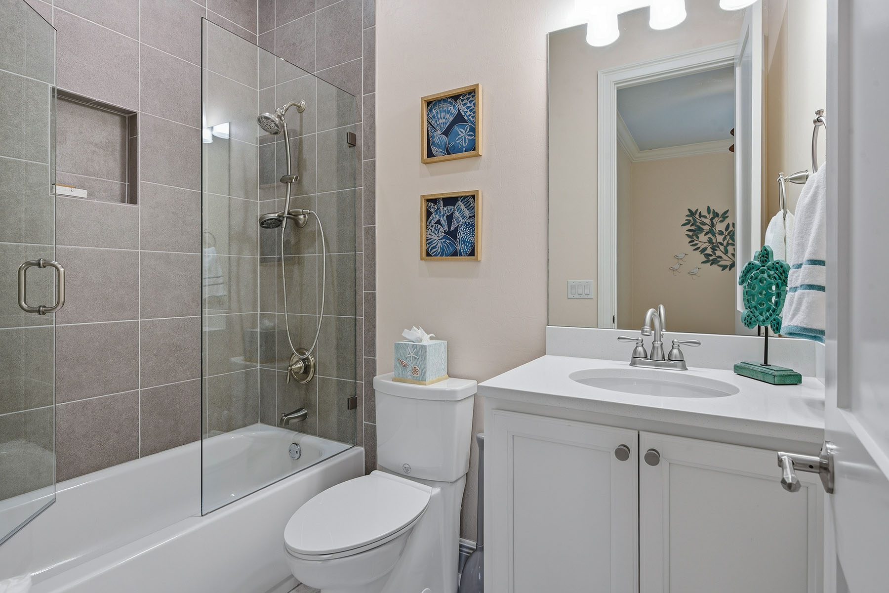 3206 Cotuit Lane