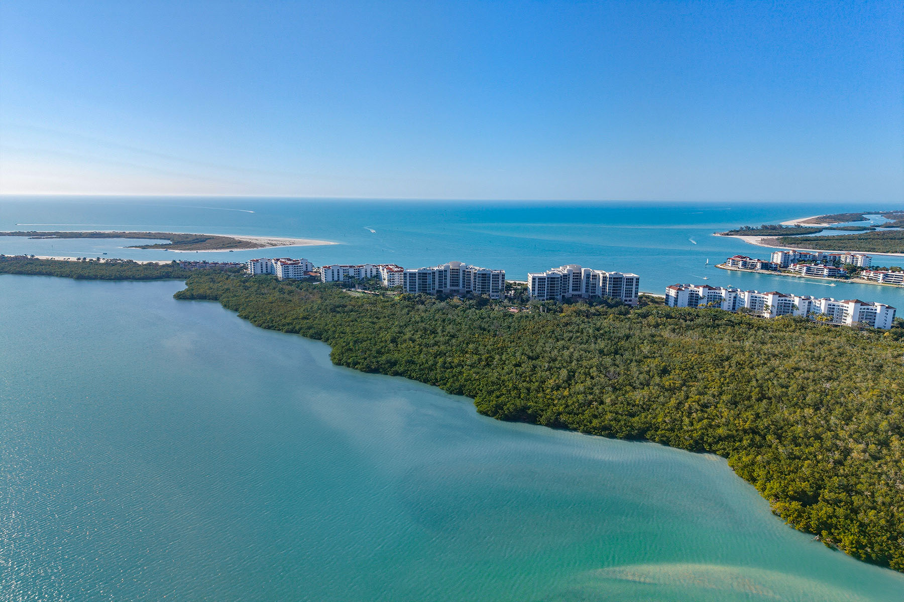 4000 Royal Marco Way , 324