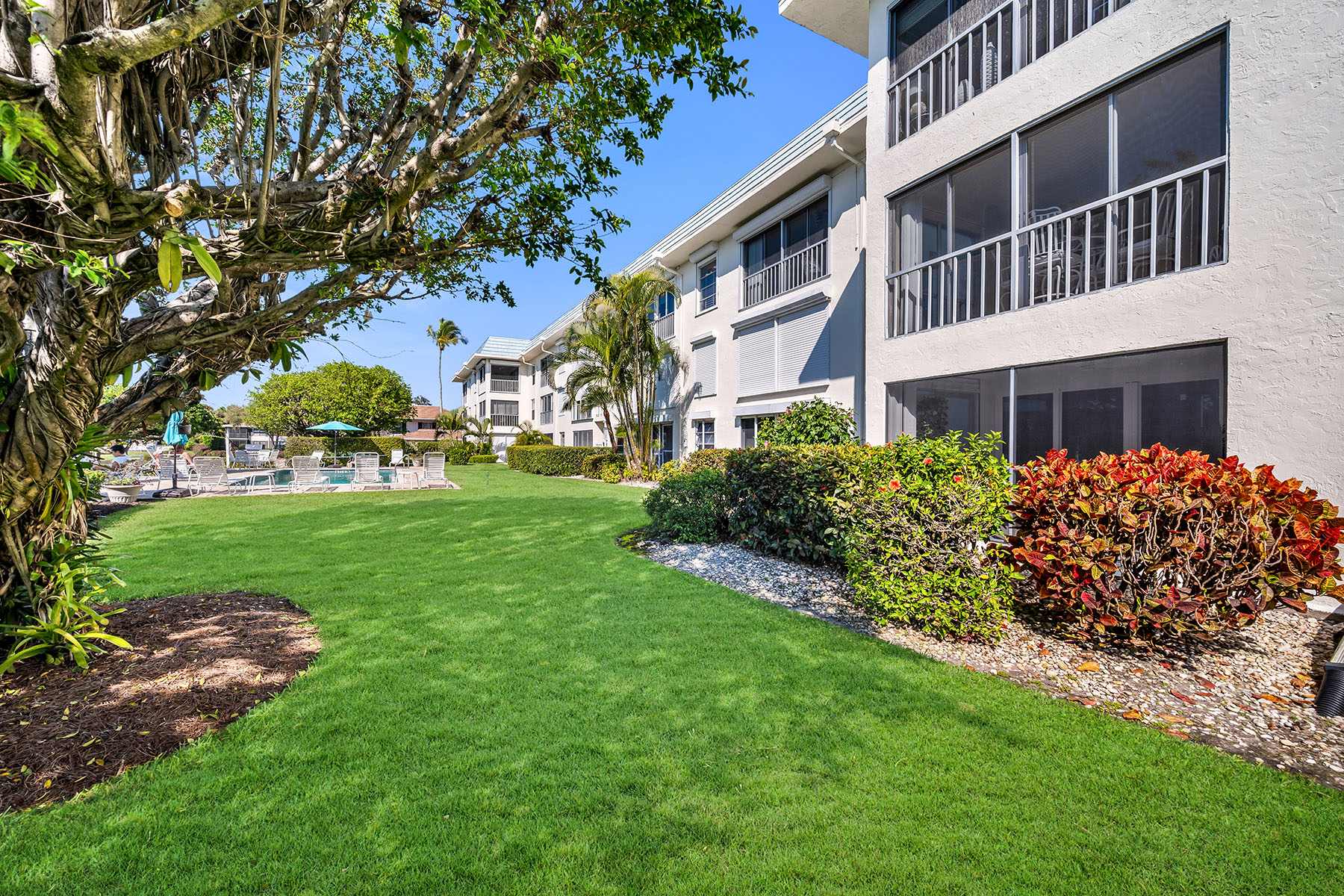 3055 Riviera Drive , 102