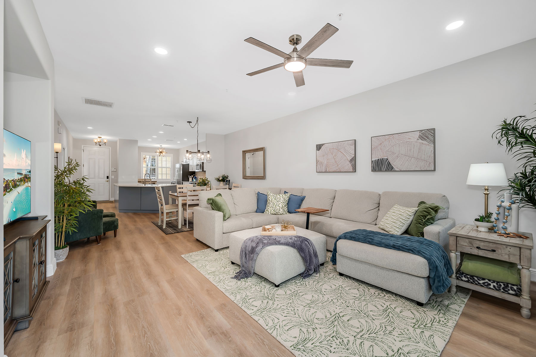4843 Hampshire Court , 2-103