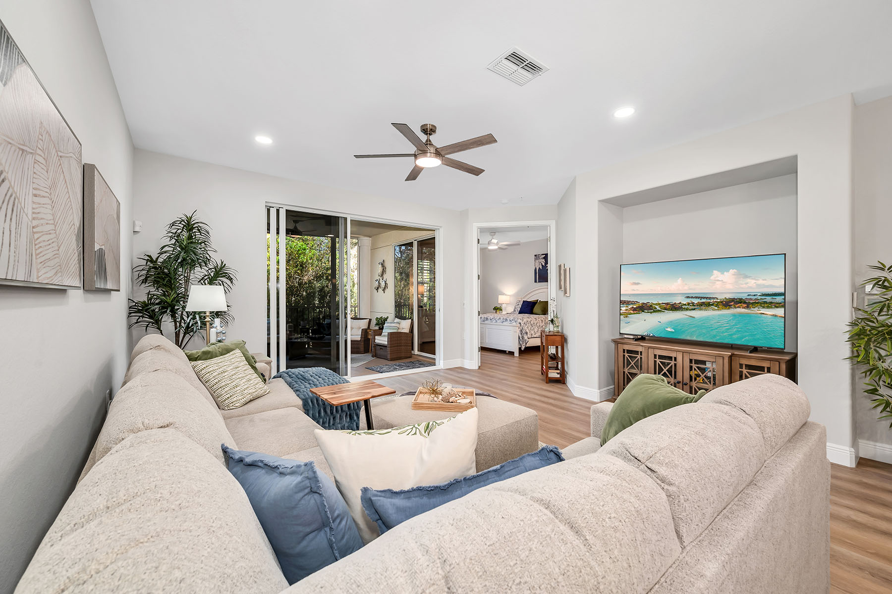 4843 Hampshire Court , 2-103