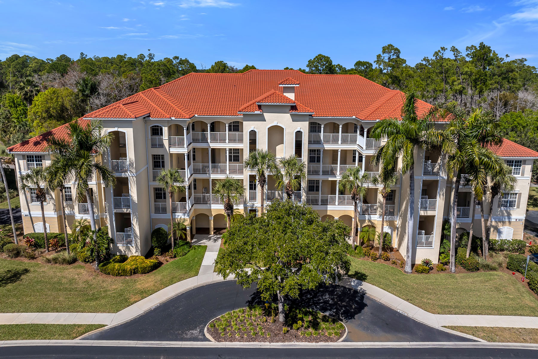4843 Hampshire Court , 2-103