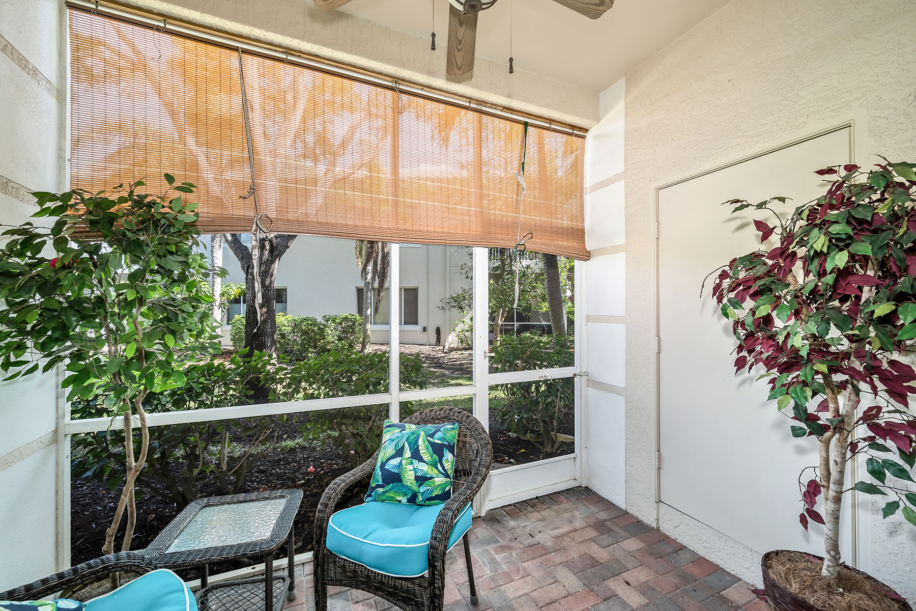 1360 Sweetwater Cove , 102