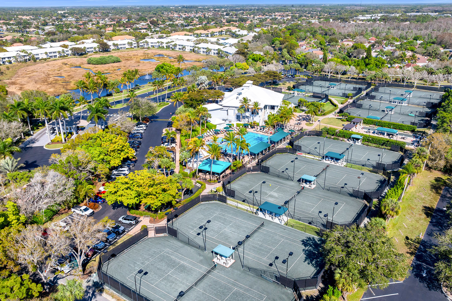 1360 Sweetwater Cove , 102