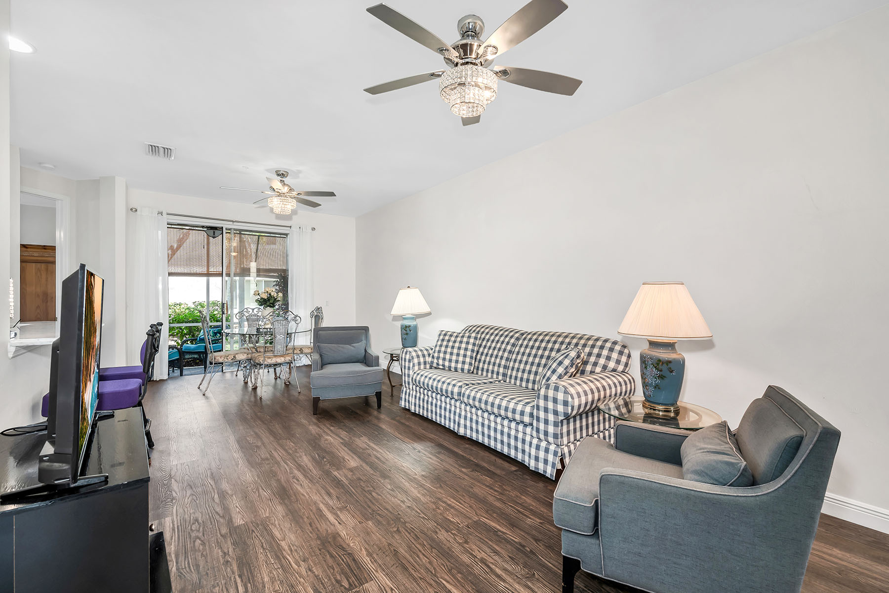 1360 Sweetwater Cove , 102
