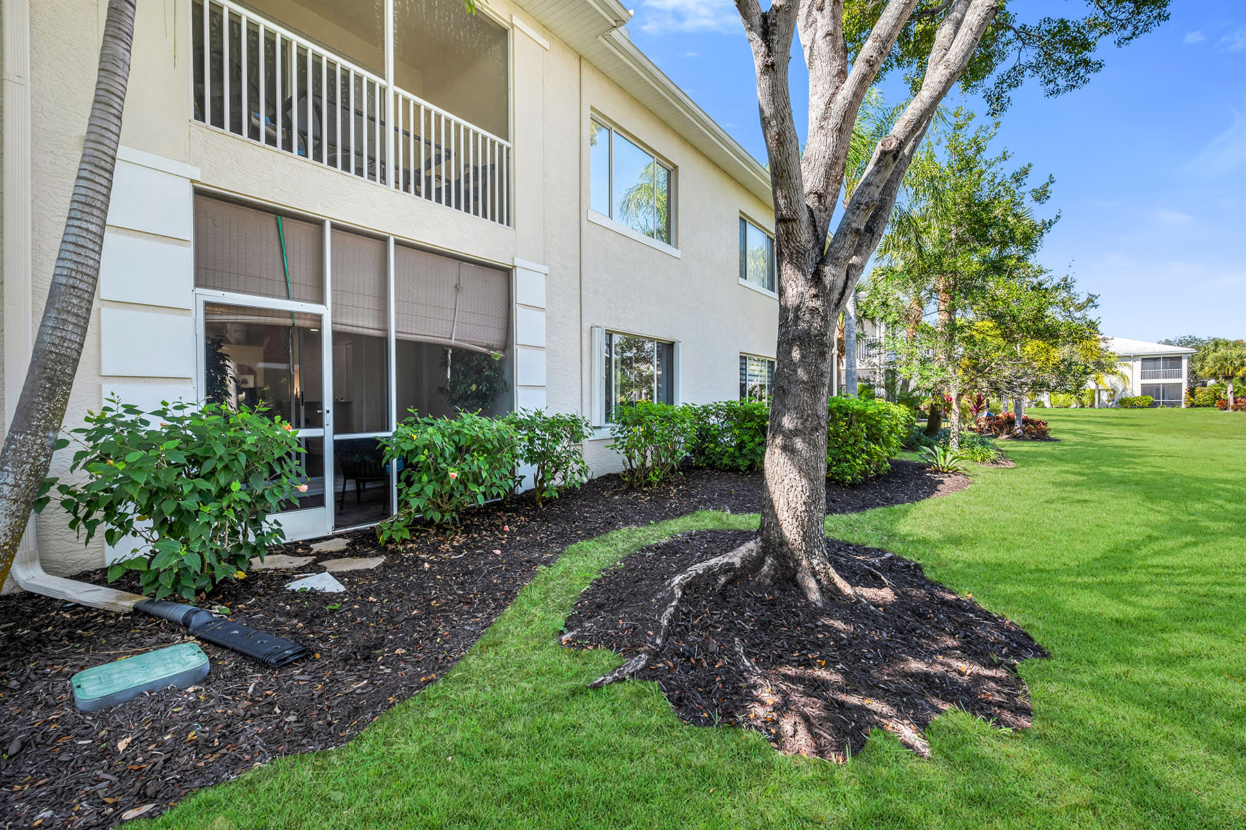 1360 Sweetwater Cove , 102