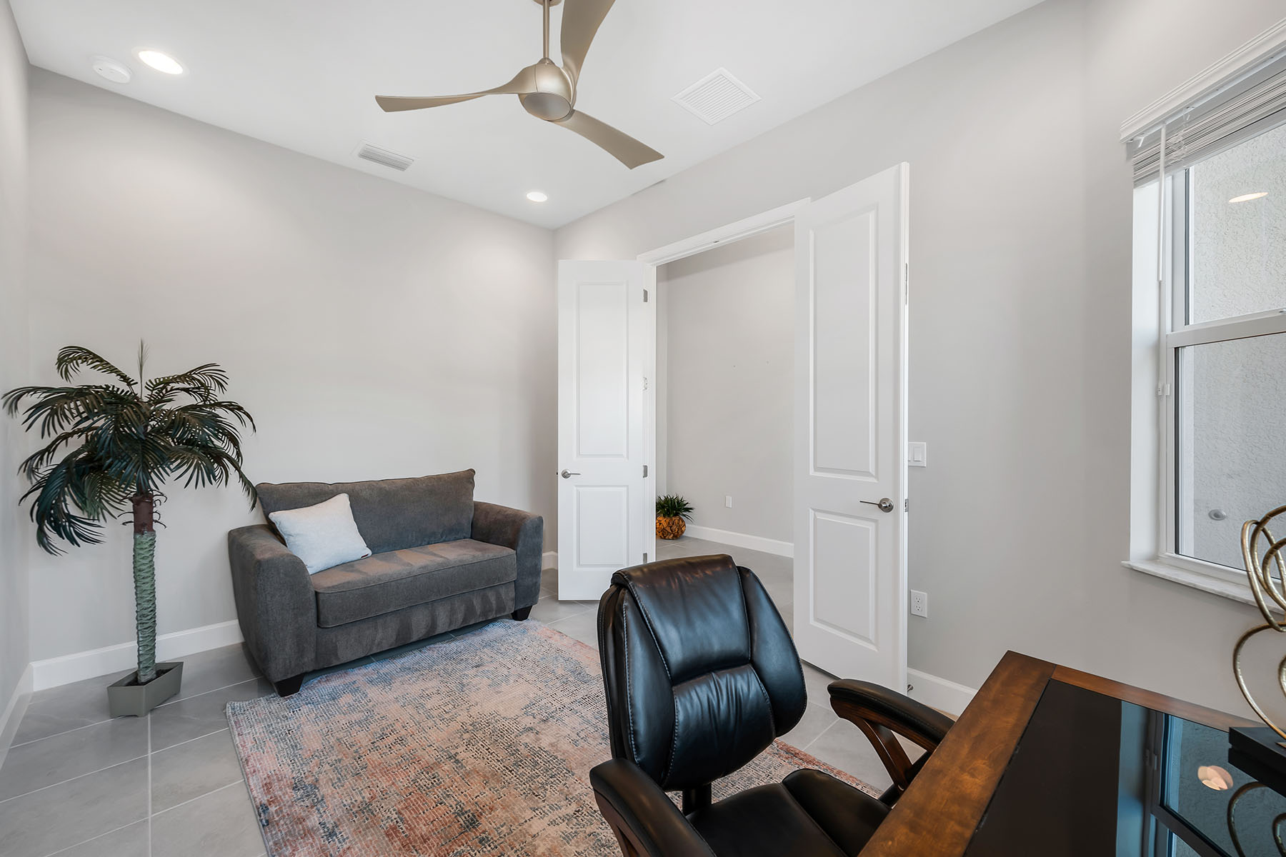 28616 Lobos Circle