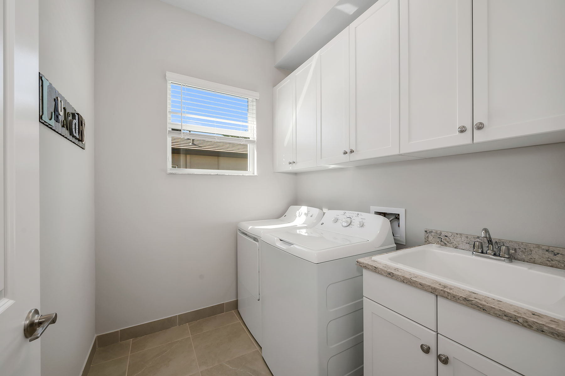 28616 Lobos Circle