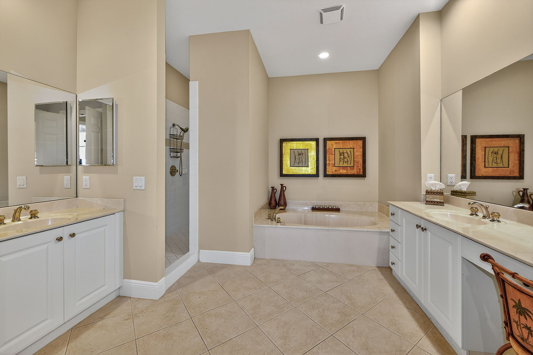 9031 Cherry Oaks Trail , 201