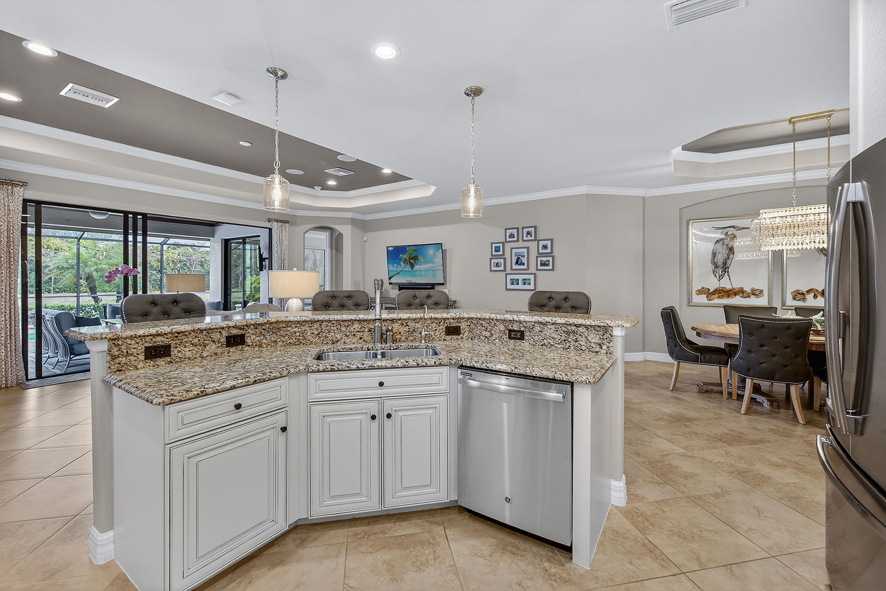 2898 Aviamar Circle