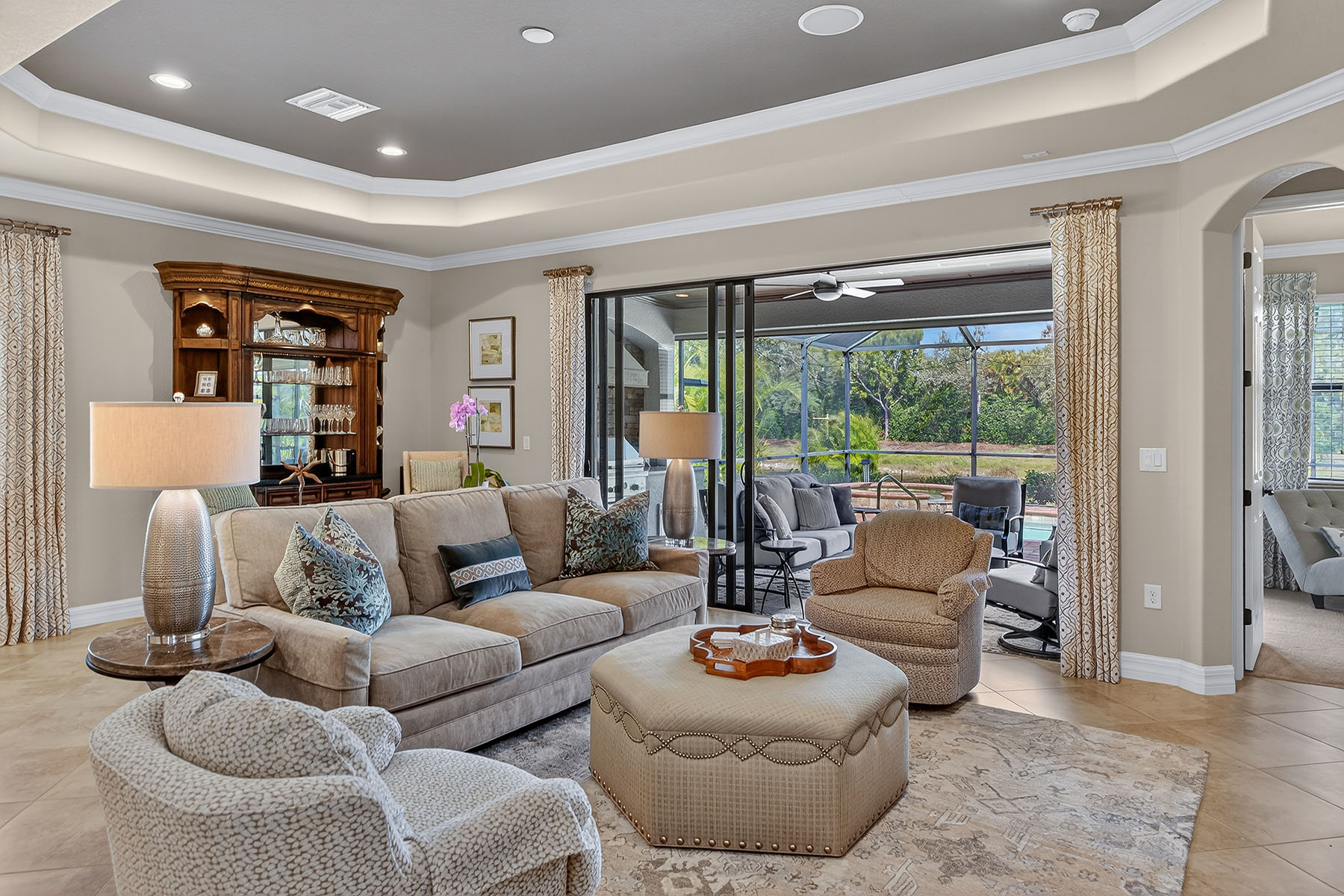 2898 Aviamar Circle