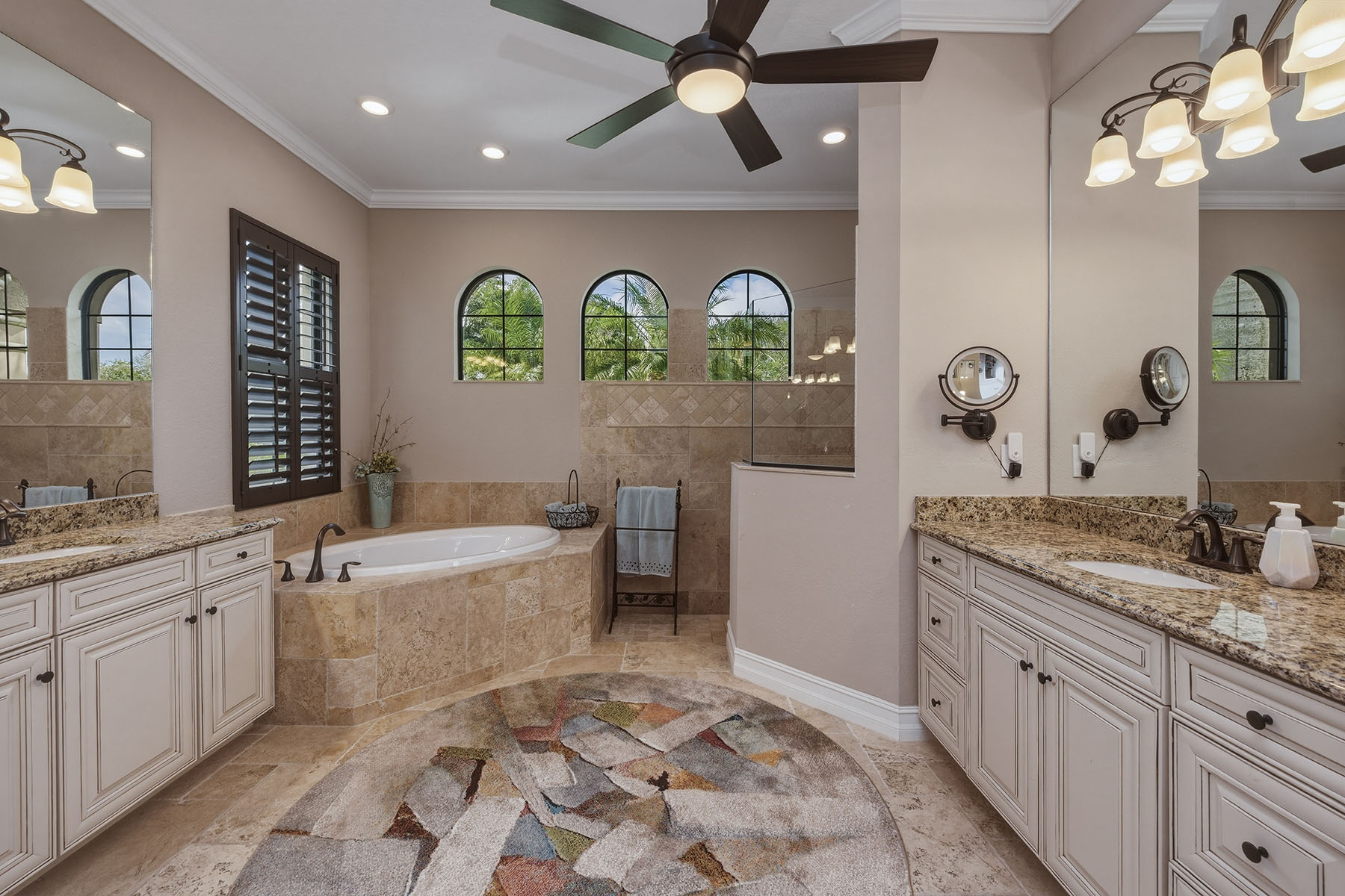 9505 Campanile Circle