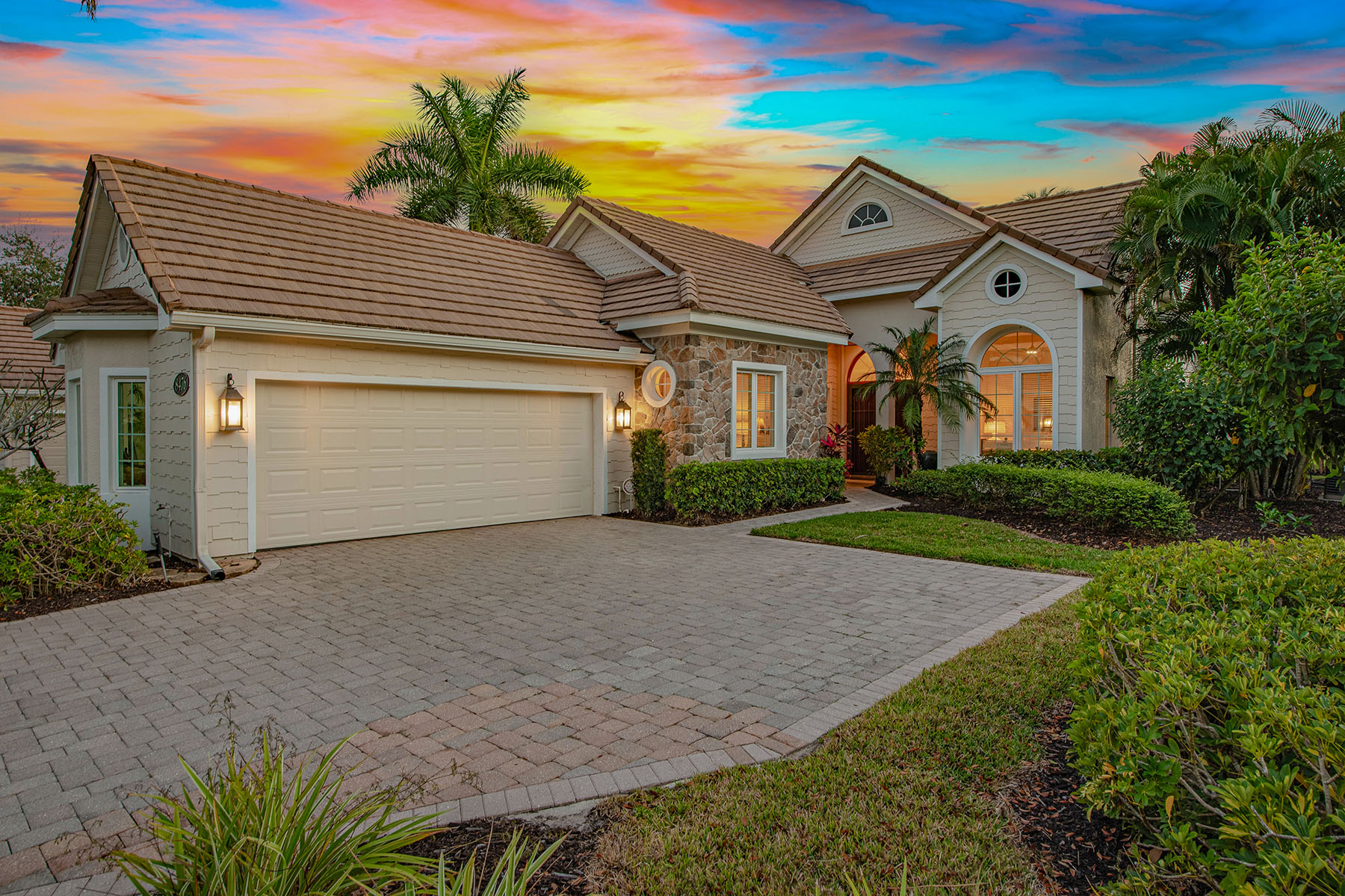 8476 Mallards Point