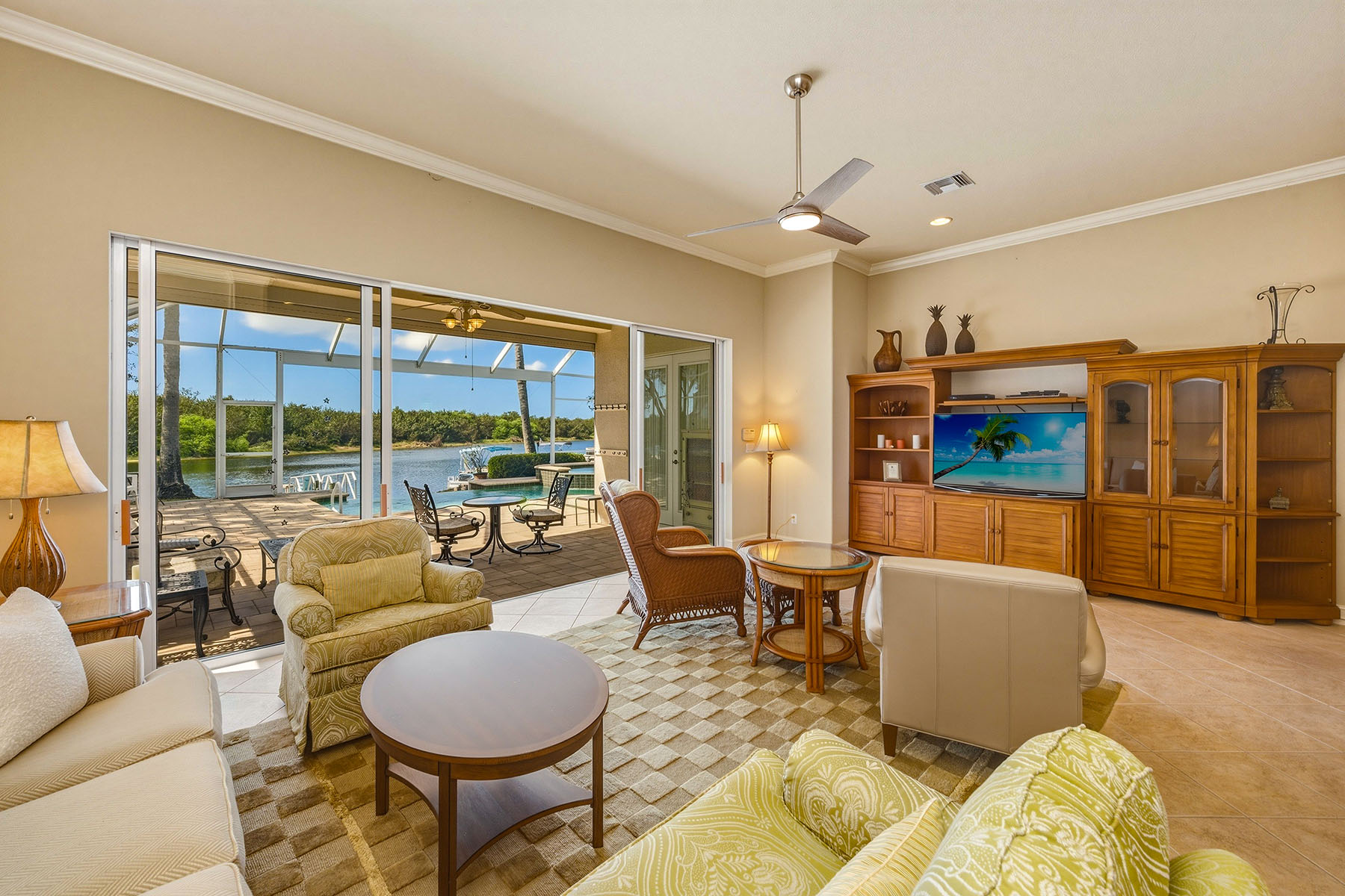 8476 Mallards Point