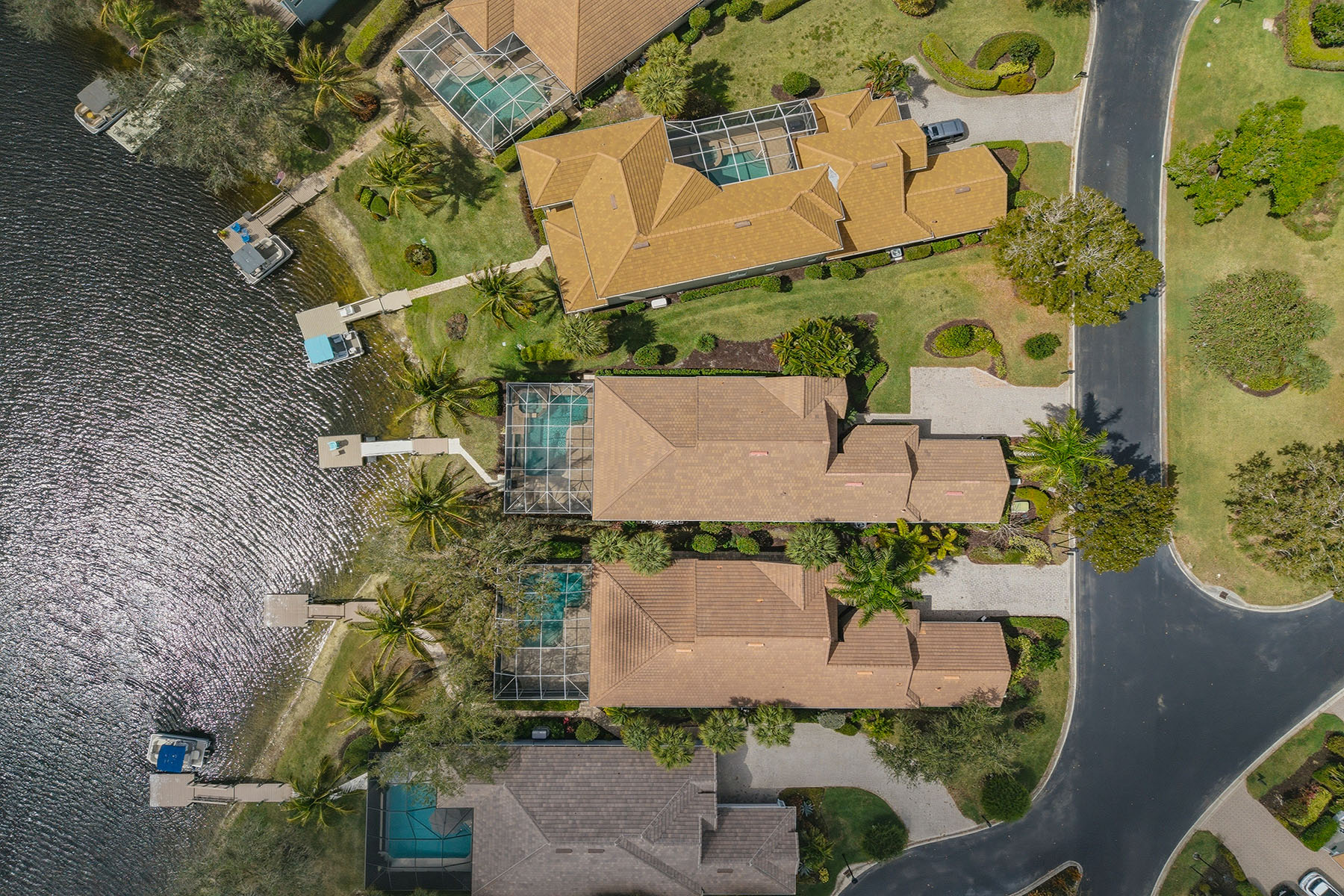 8476 Mallards Point