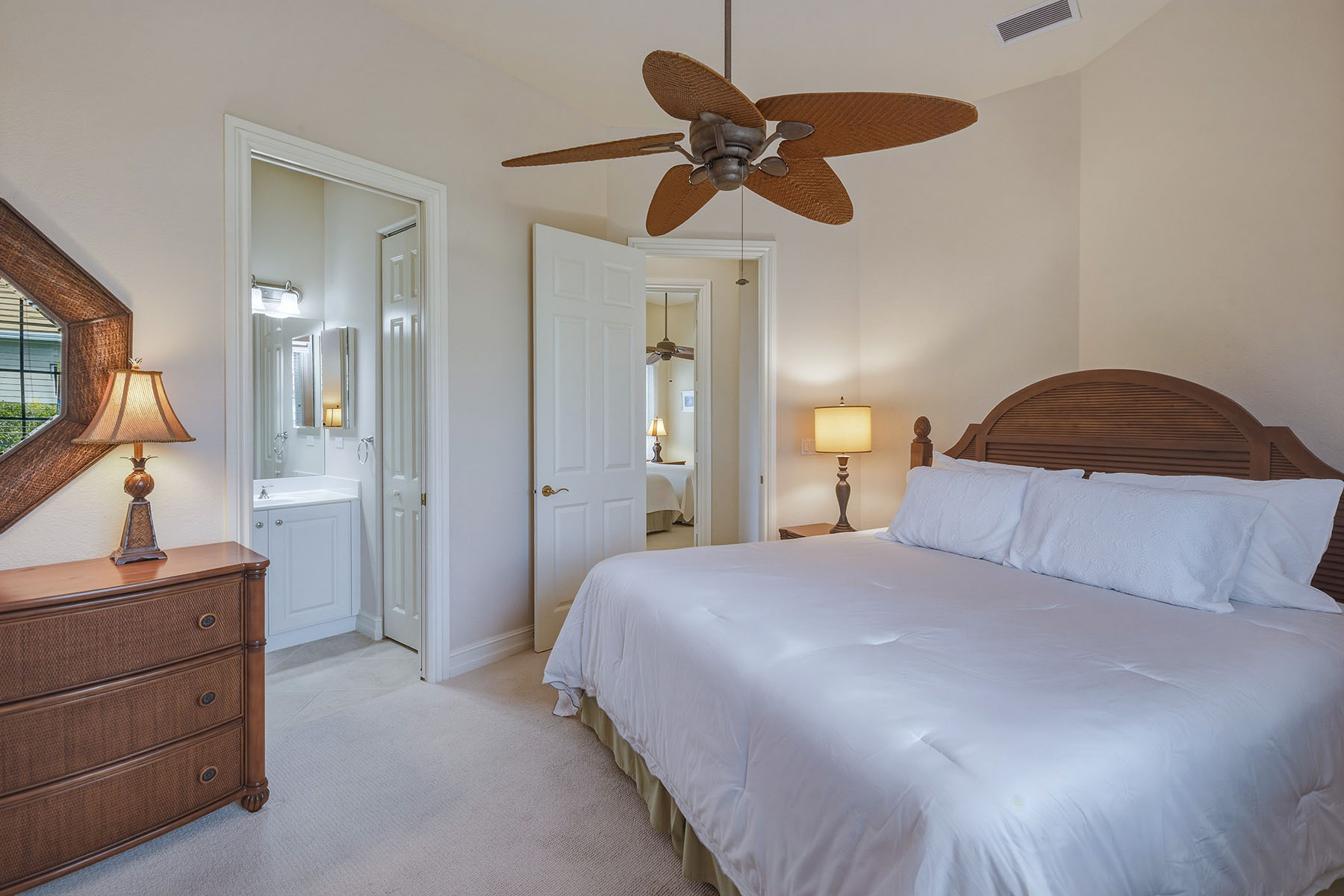 8476 Mallards Point
