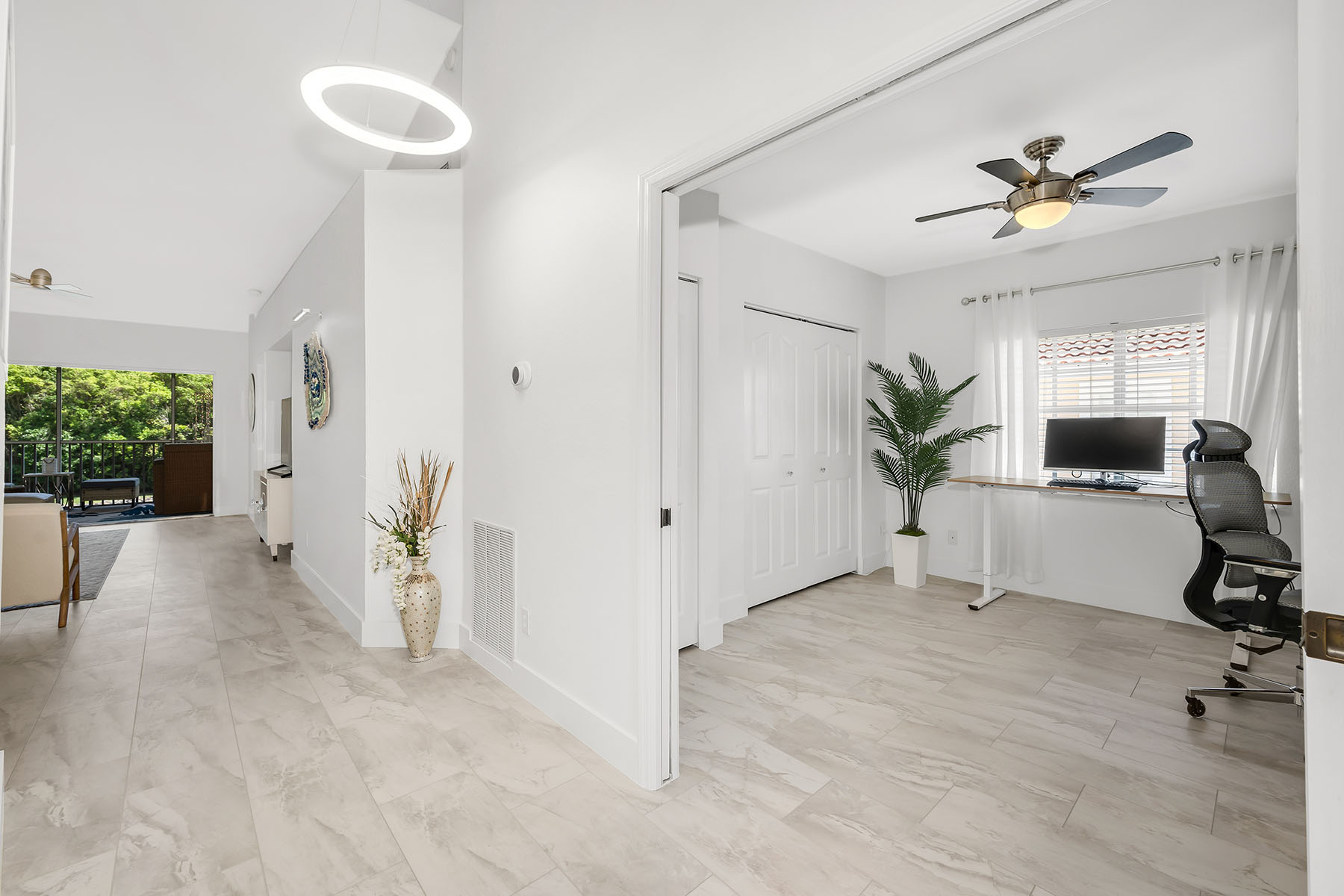 1747 Reuven Circle , 4