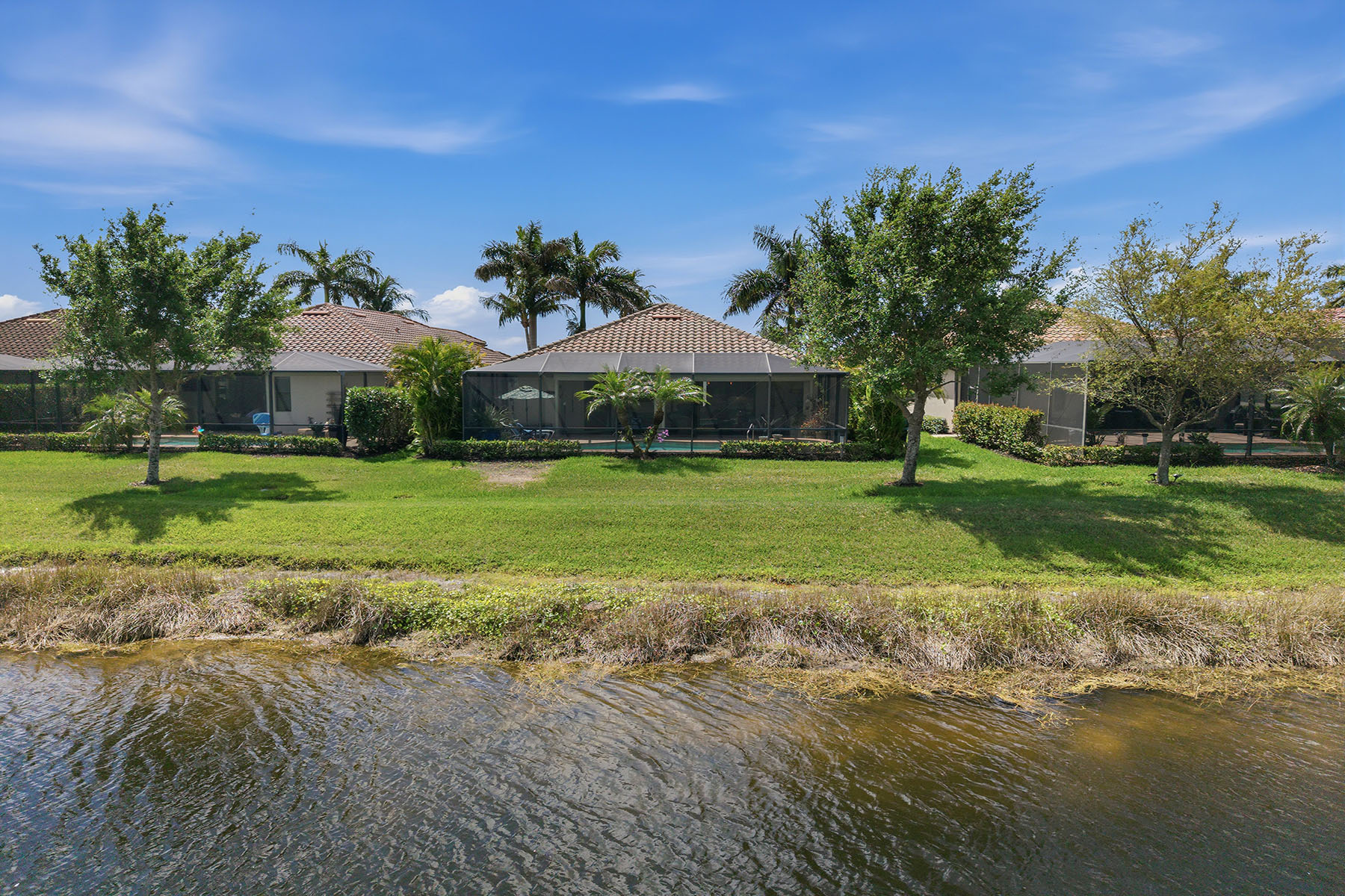 2842 Aviamar Circle