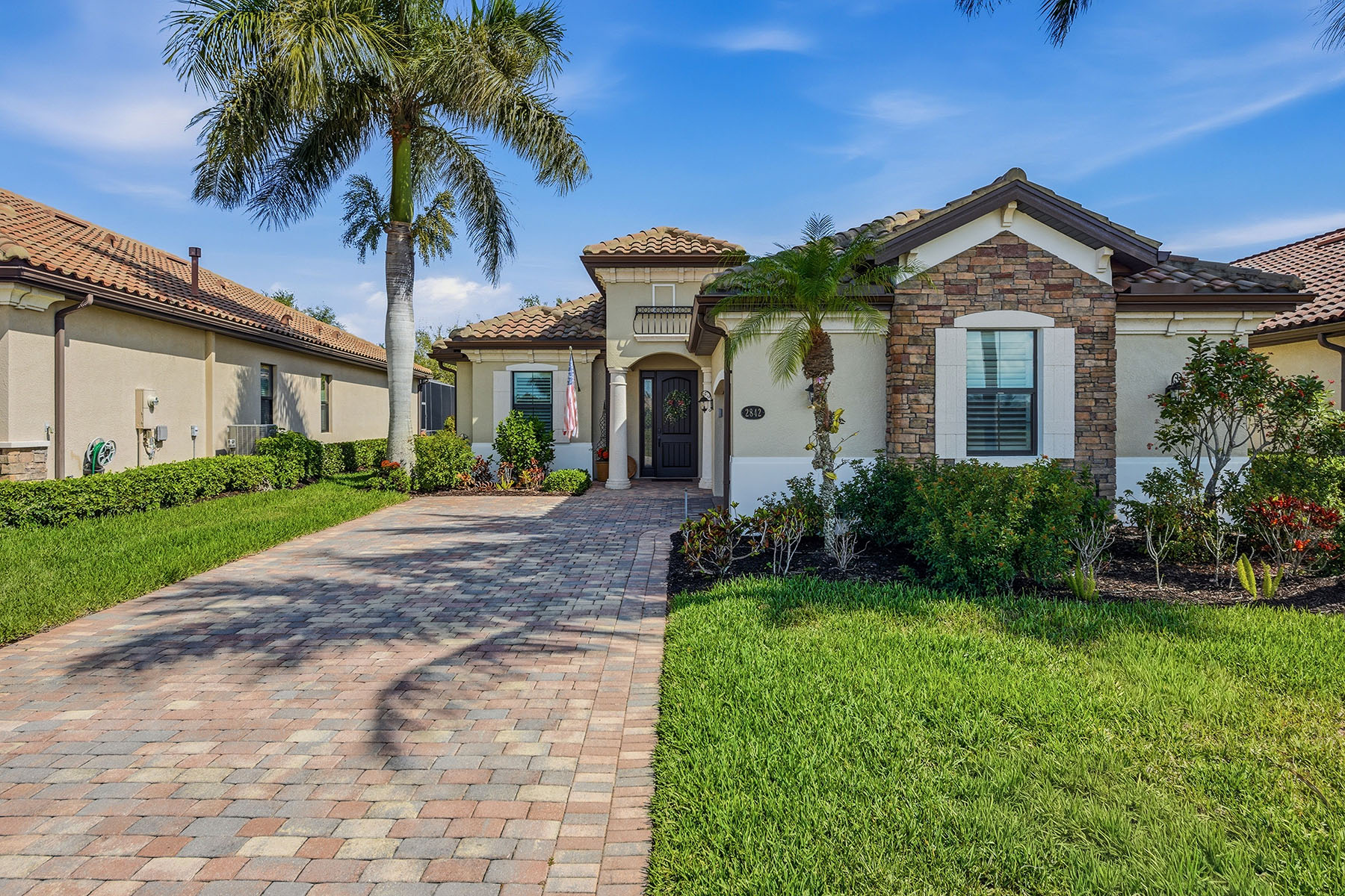 2842 Aviamar Circle
