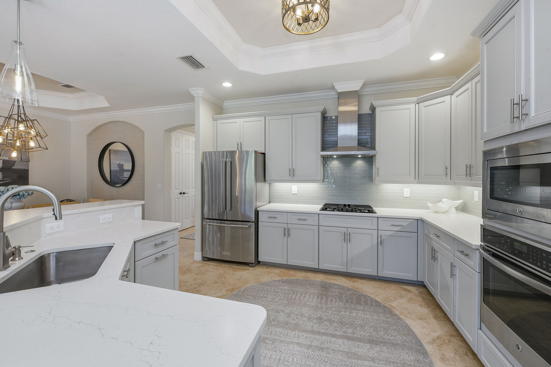 2842 Aviamar Circle
