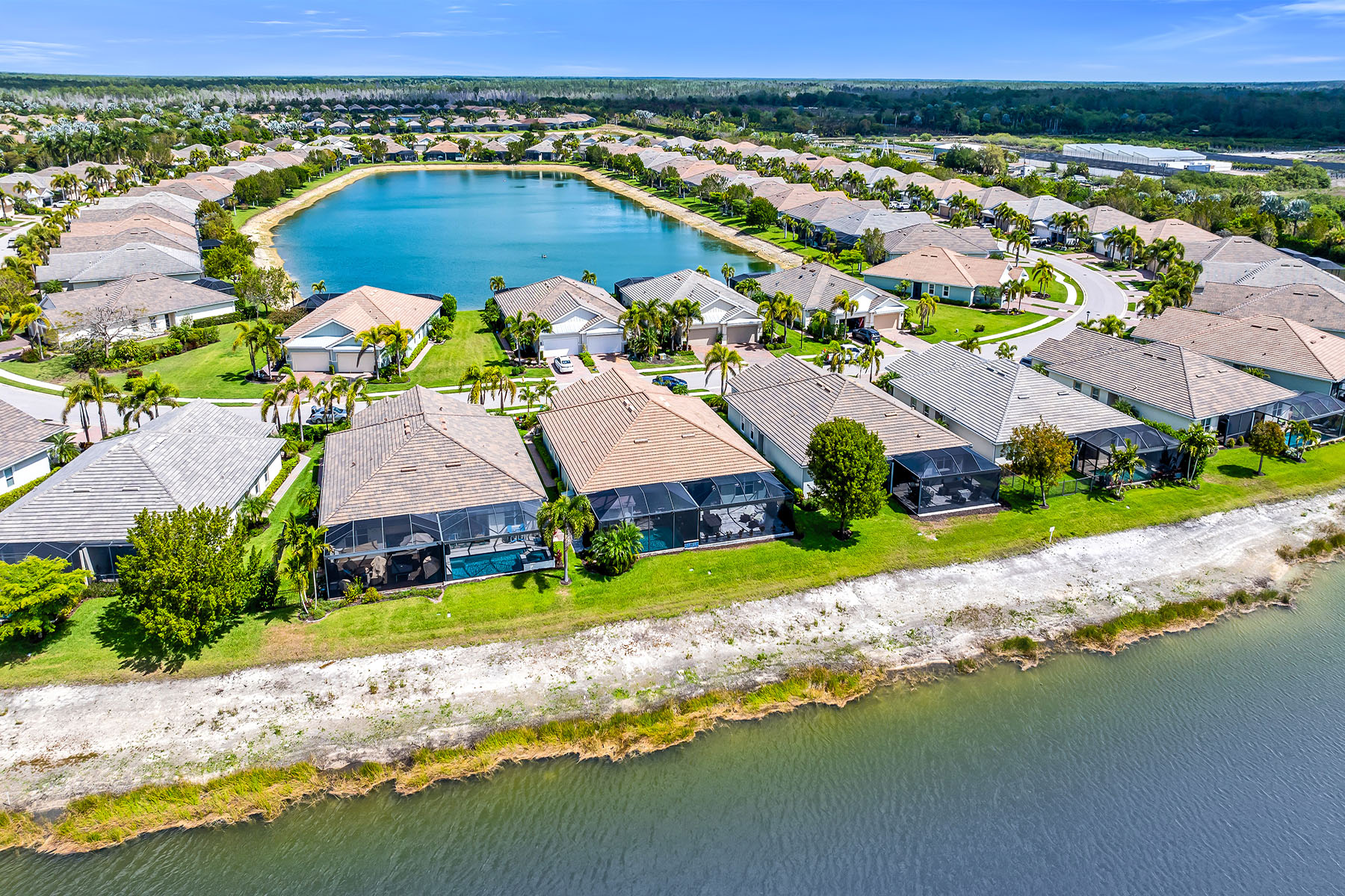 14815 Edgewater Circle