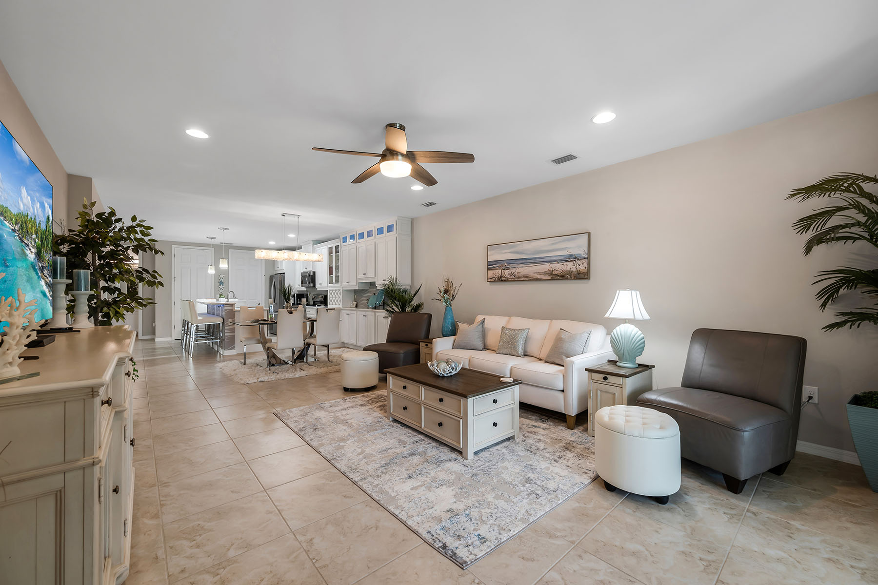 14815 Edgewater Circle