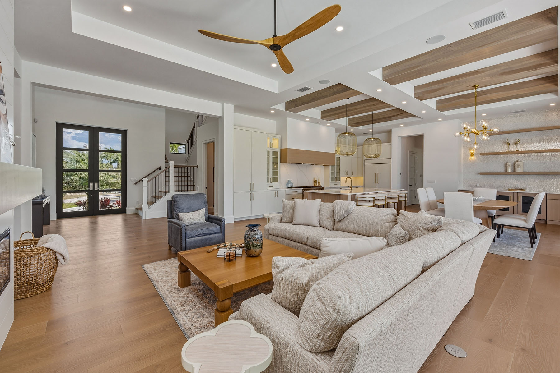 810 Elm Court