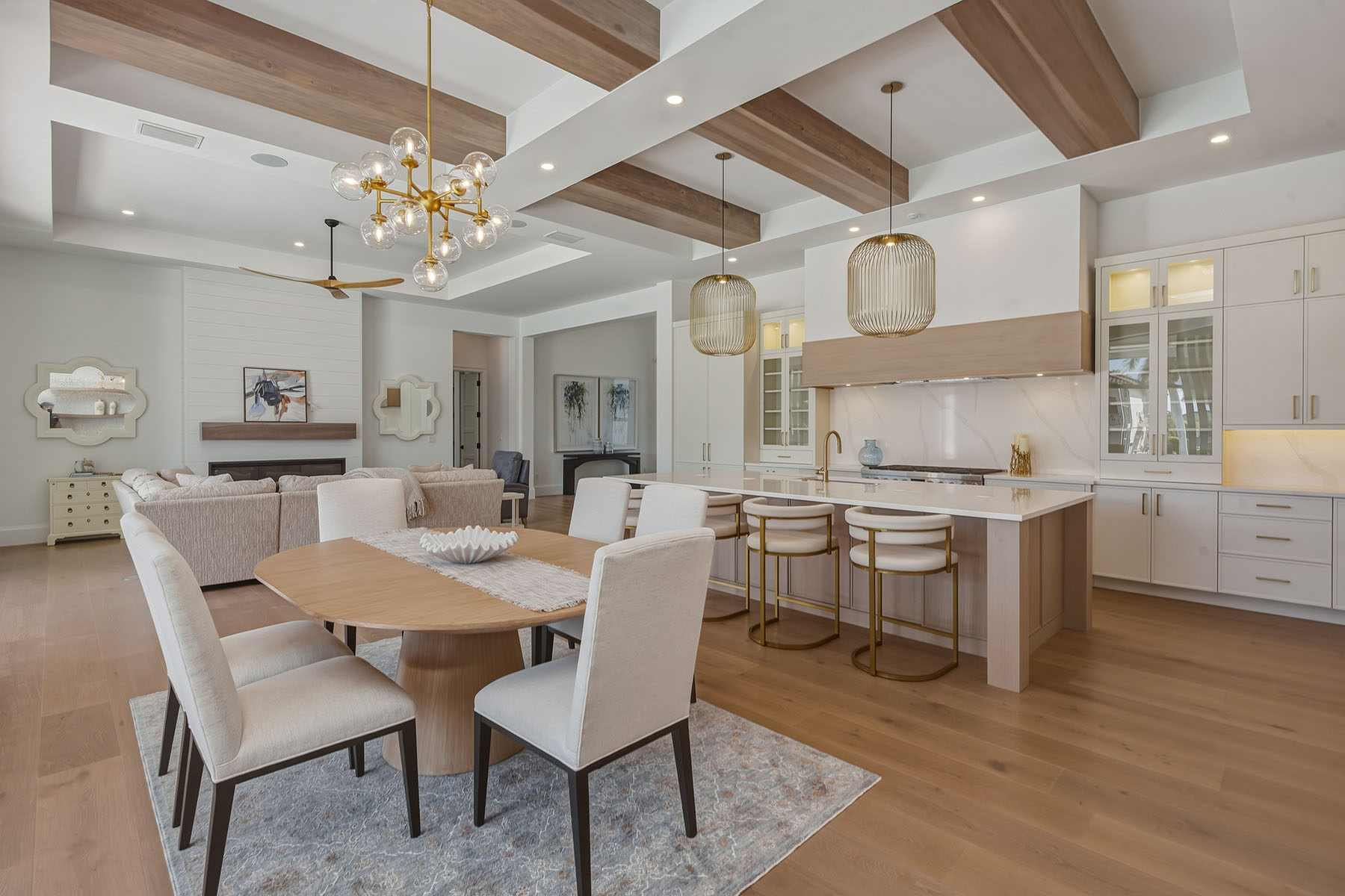 810 Elm Court