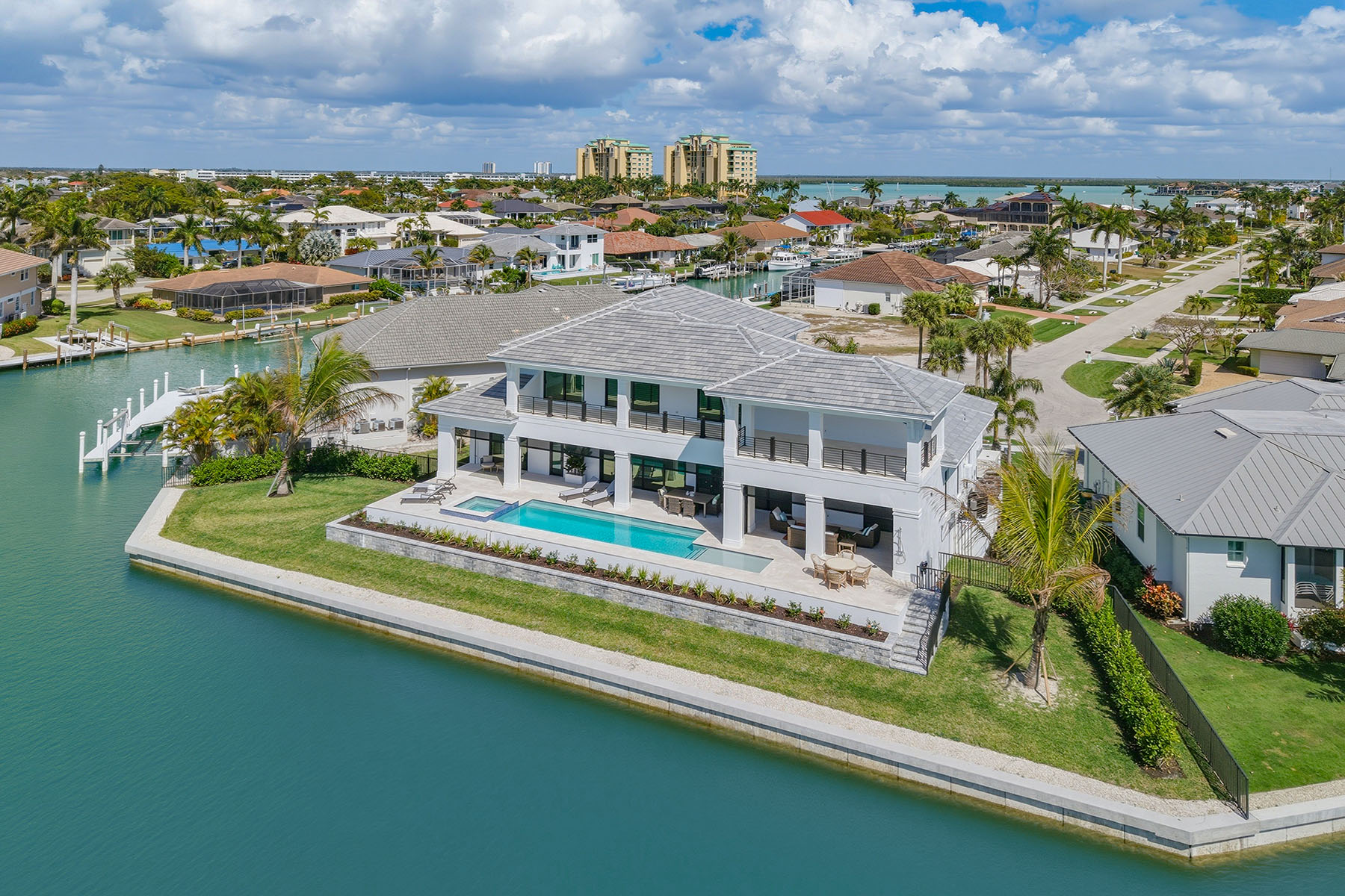 810 Elm Court