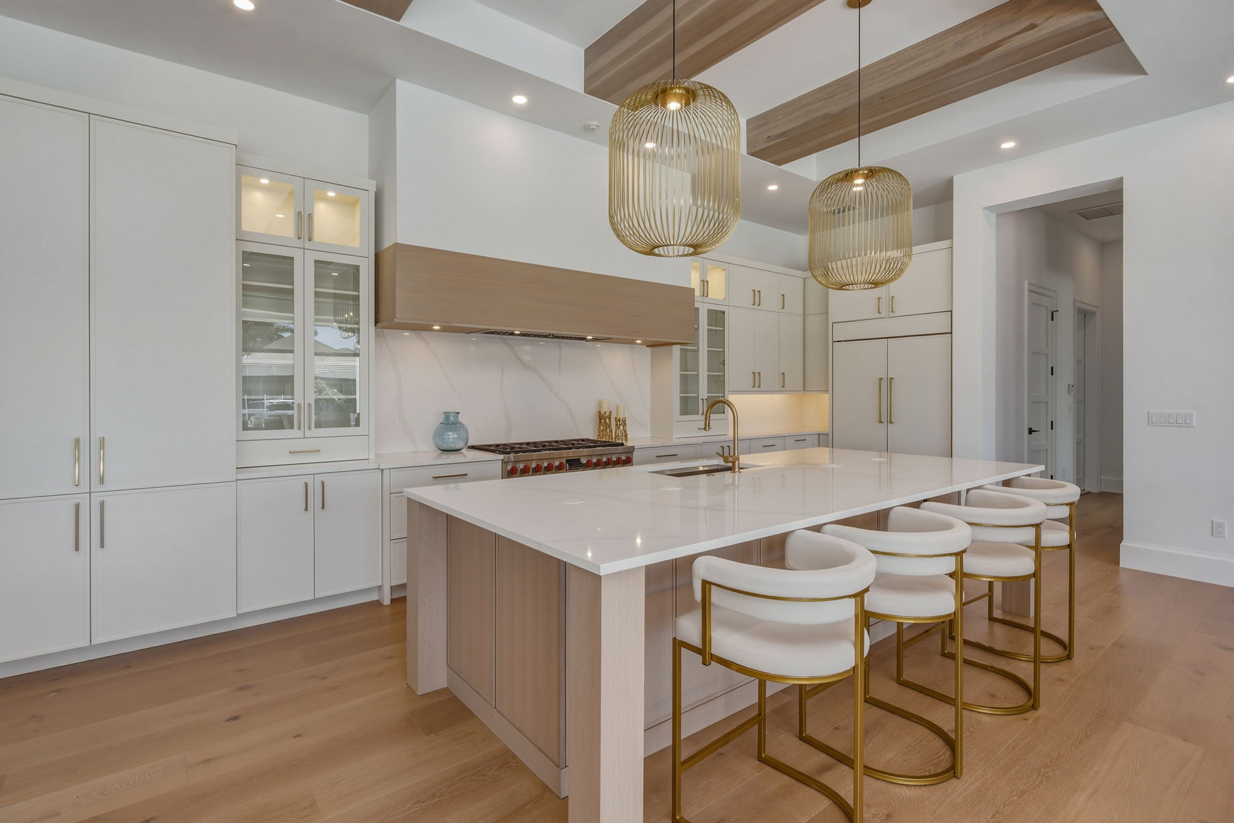 810 Elm Court