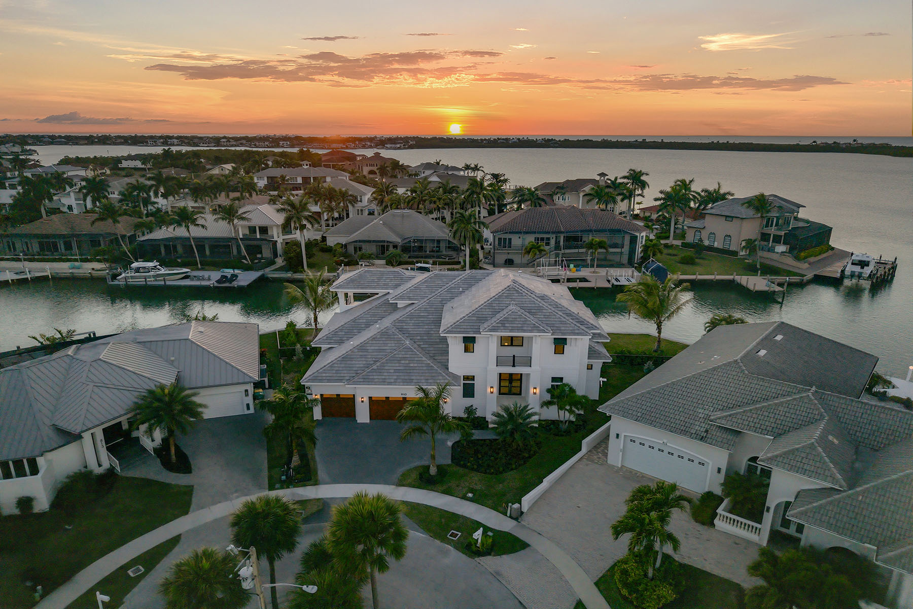 810 Elm Court