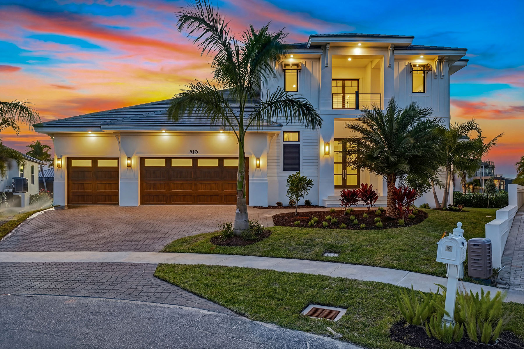 810 Elm Court
