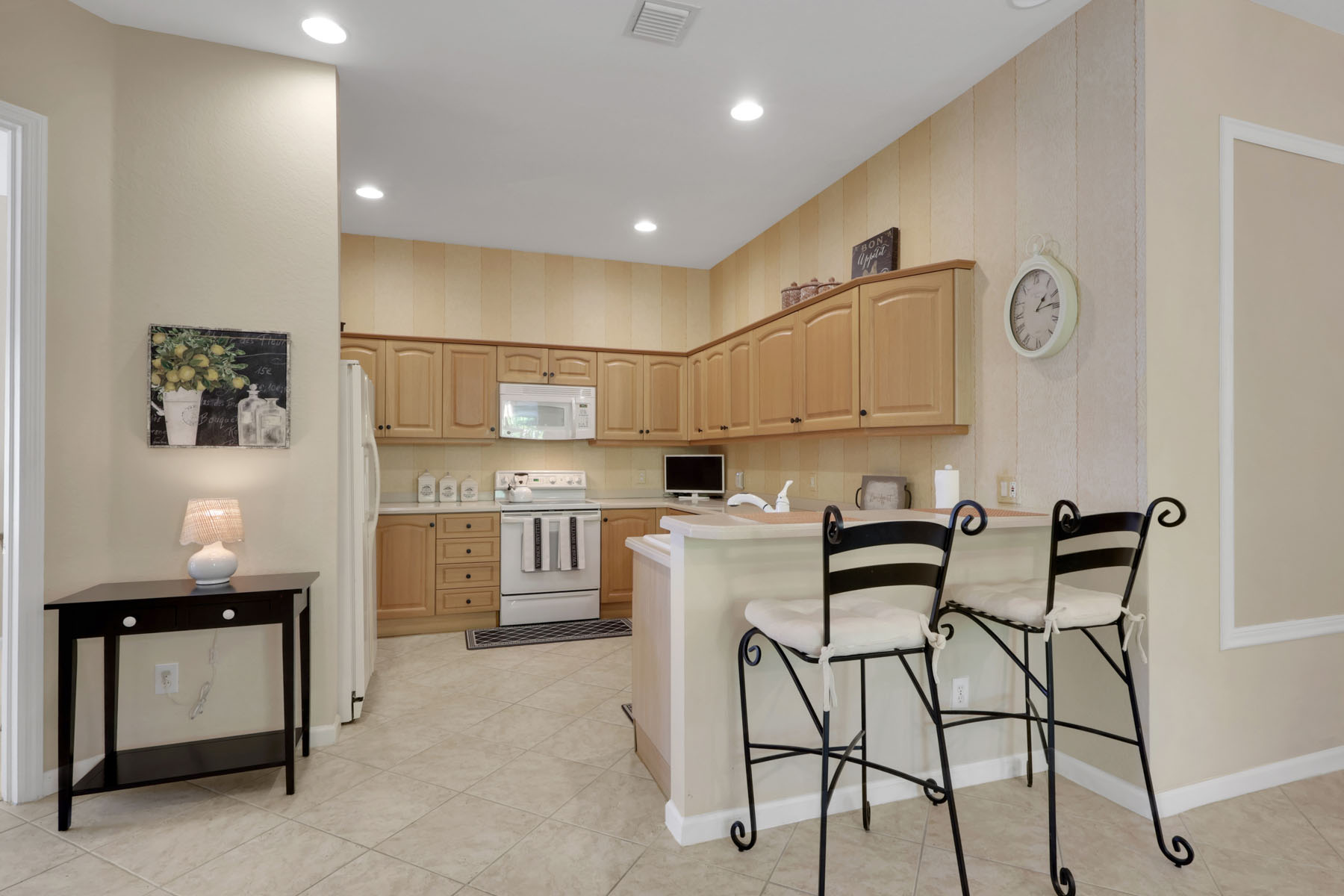 4501 Cardinal Cove Lane