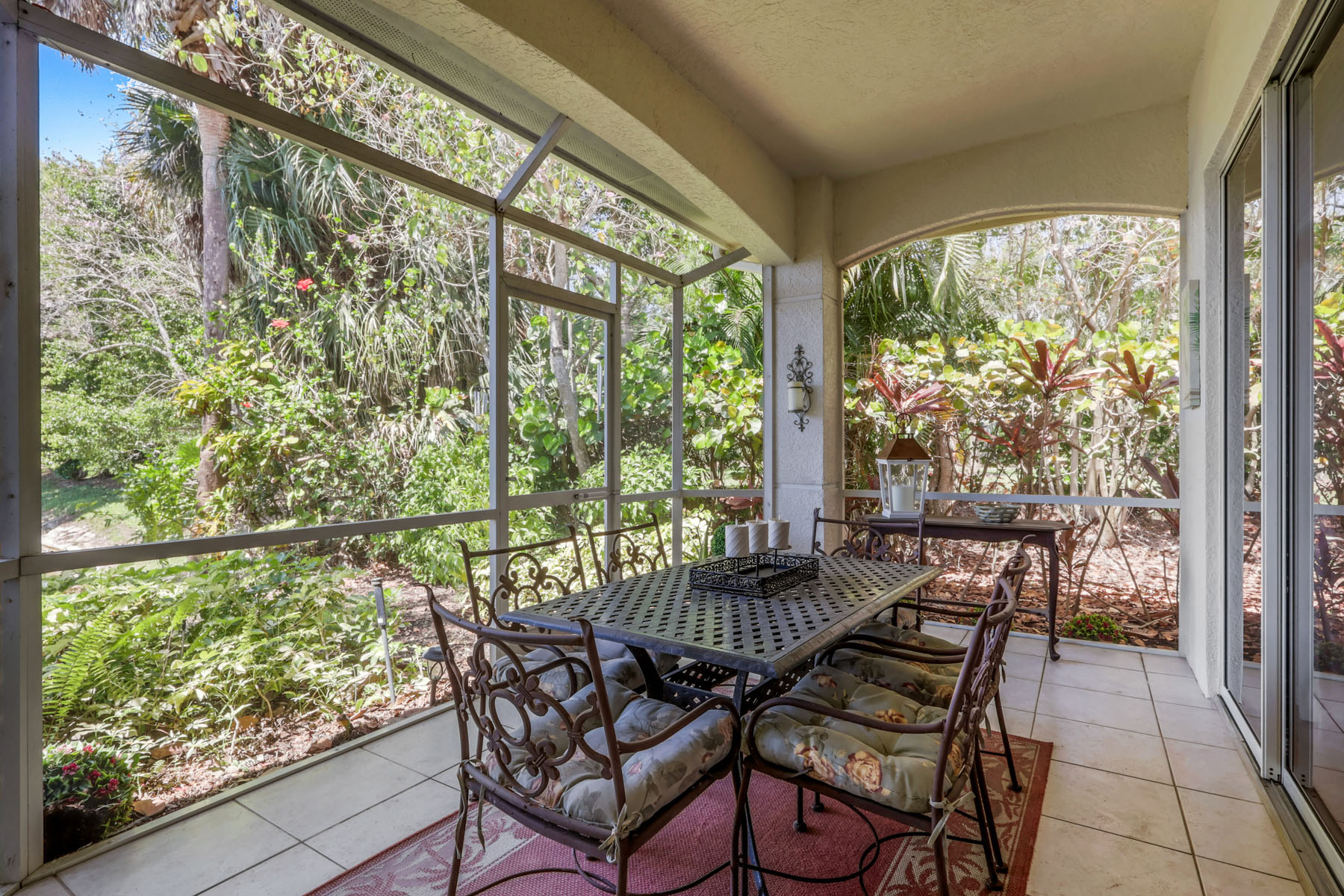 4501 Cardinal Cove Lane