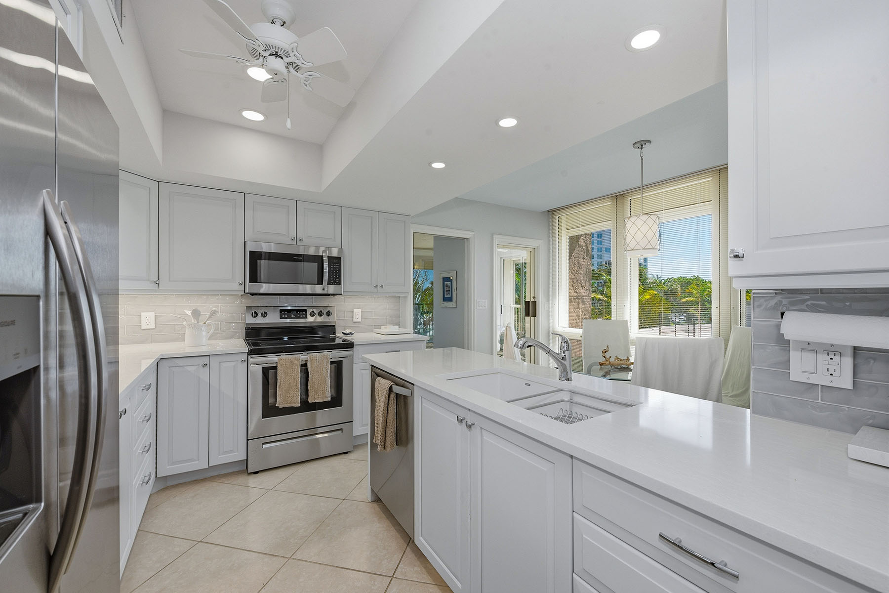 4051 Gulf Shore Boulevard N , 300