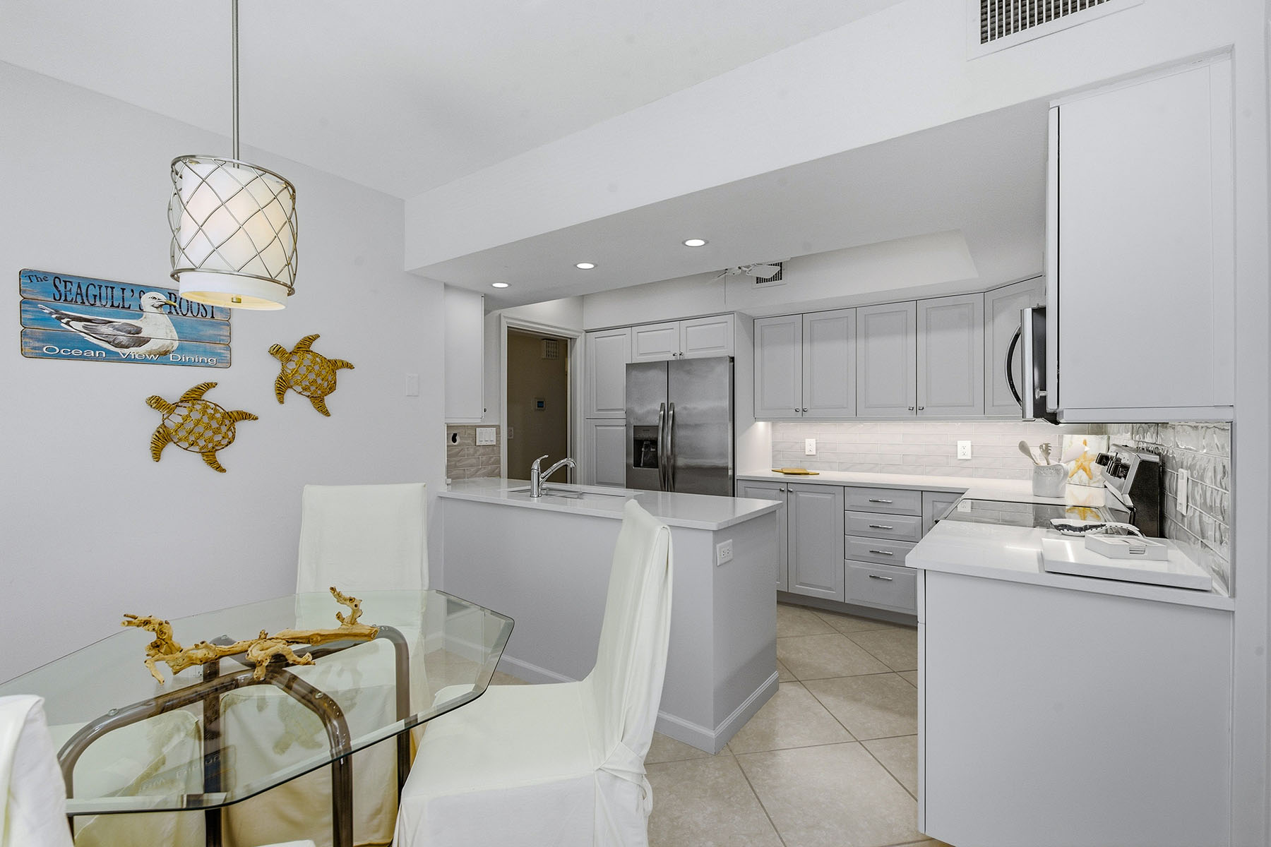 4051 Gulf Shore Boulevard N , 300