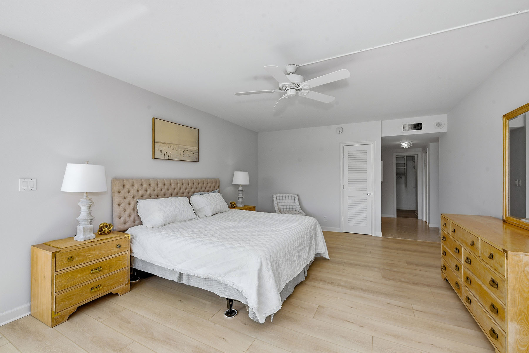 4051 Gulf Shore Boulevard N , 300