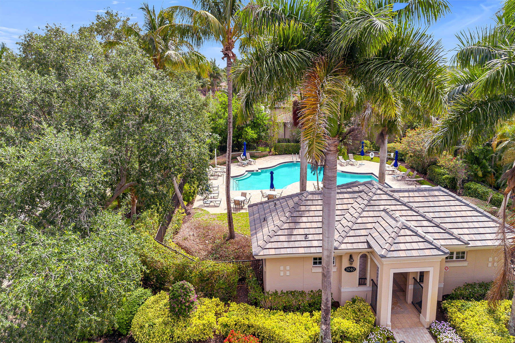 3141 Aviamar Circle , 103