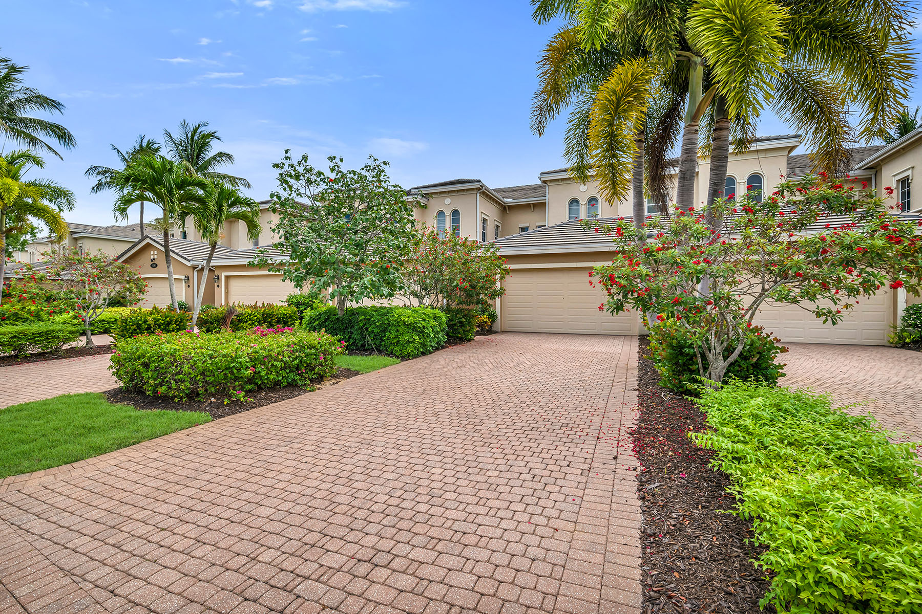 3141 Aviamar Circle , 103
