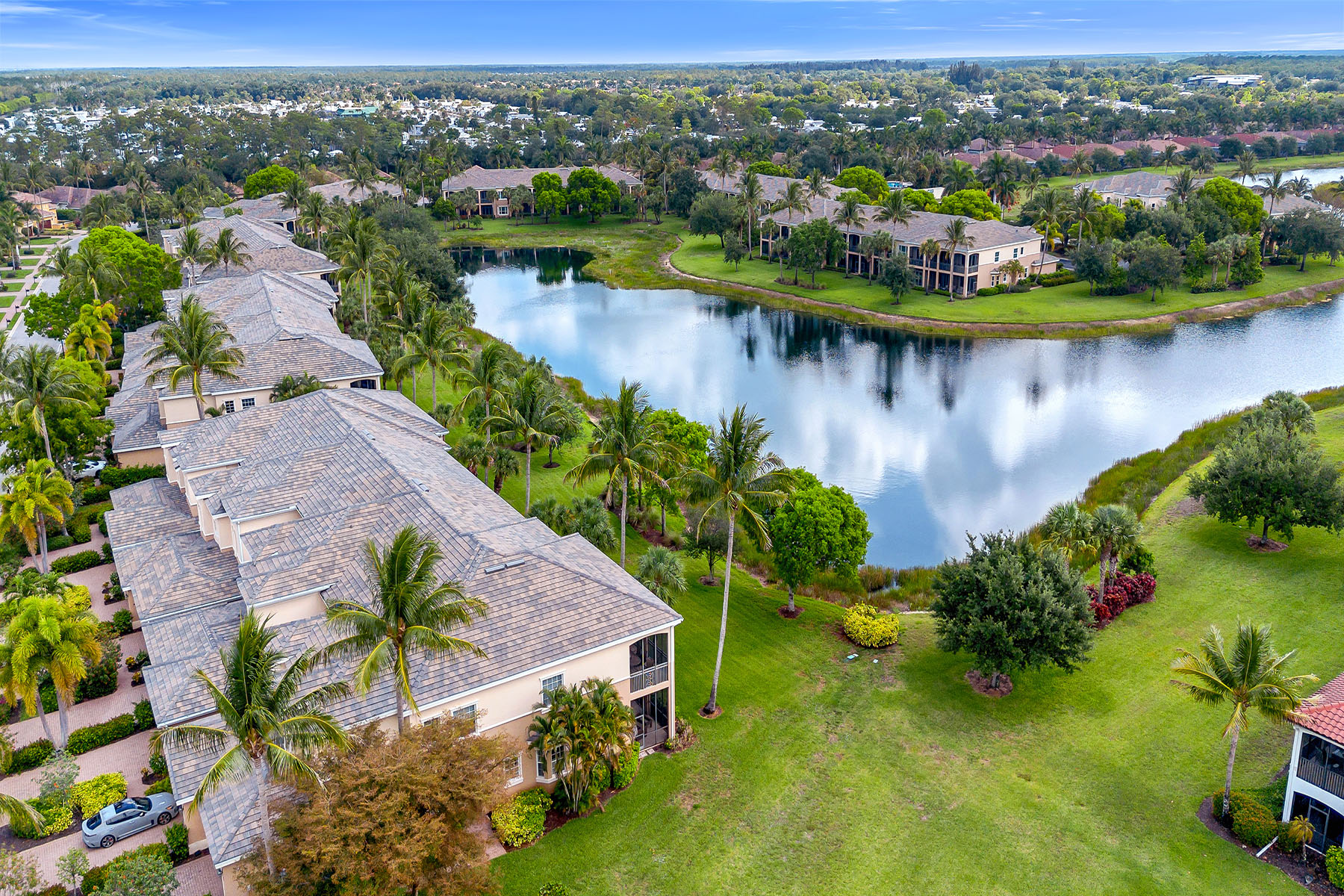 3141 Aviamar Circle , 103