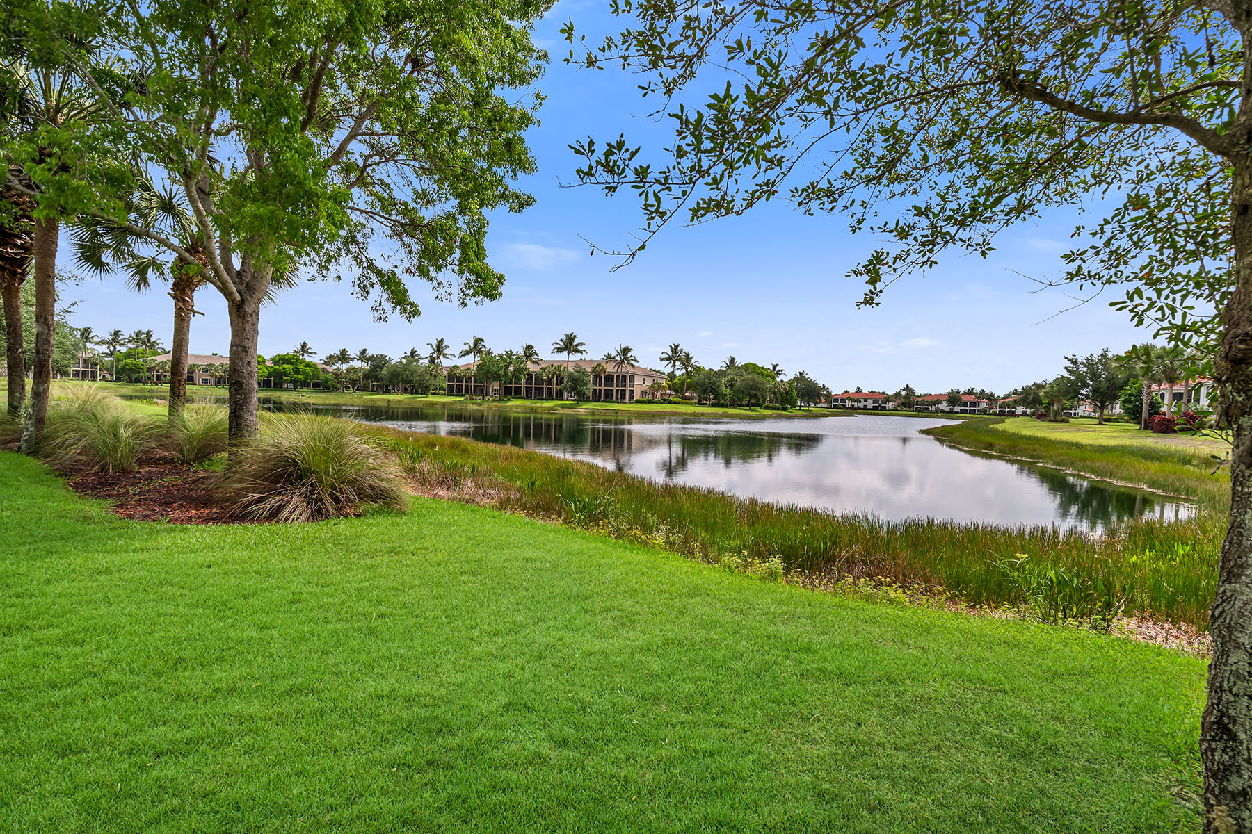 3141 Aviamar Circle , 103