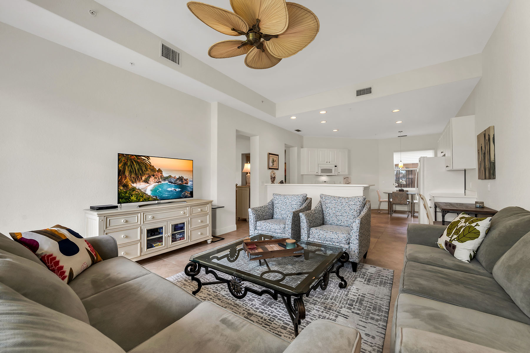 3141 Aviamar Circle , 103
