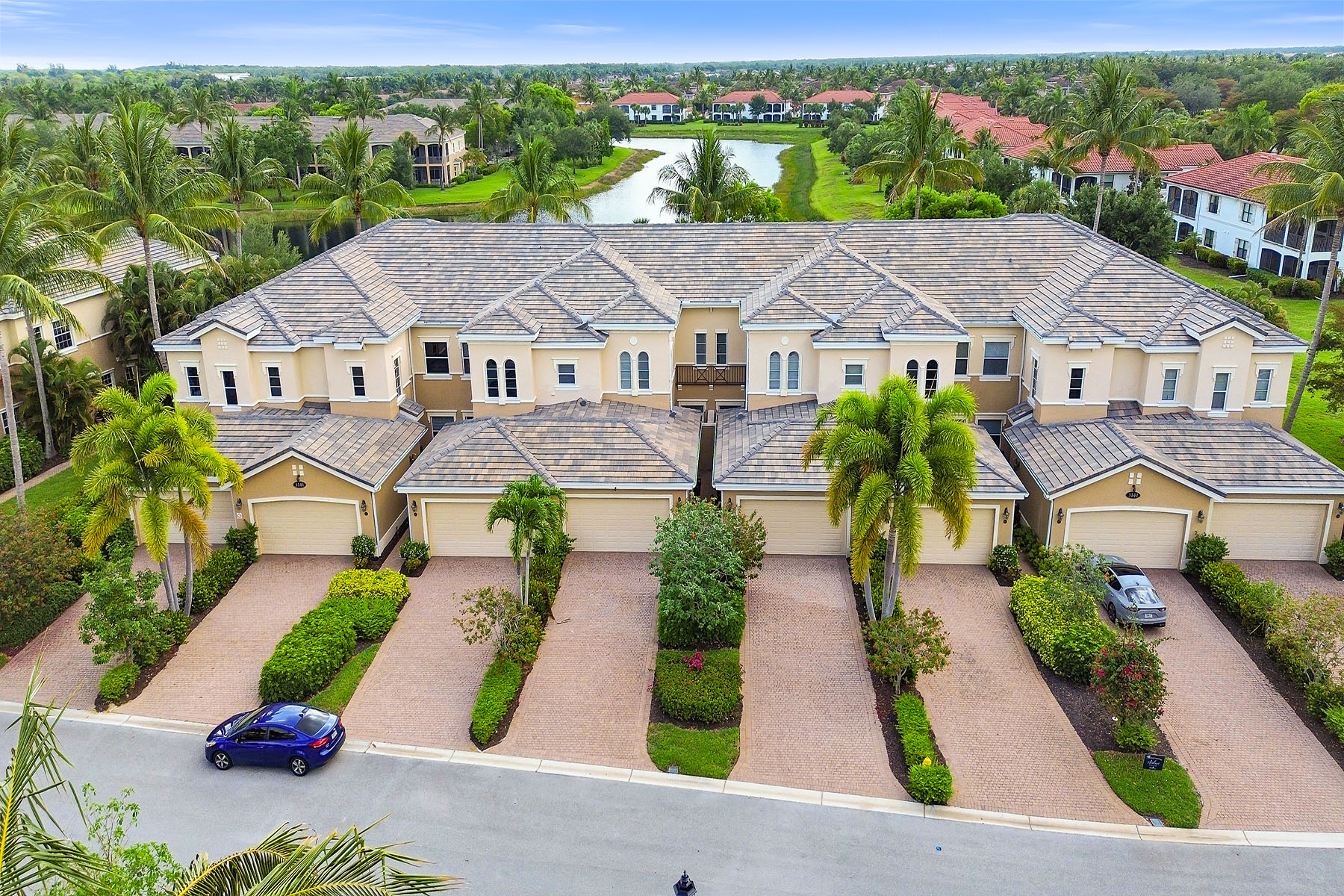 3141 Aviamar Circle , 103