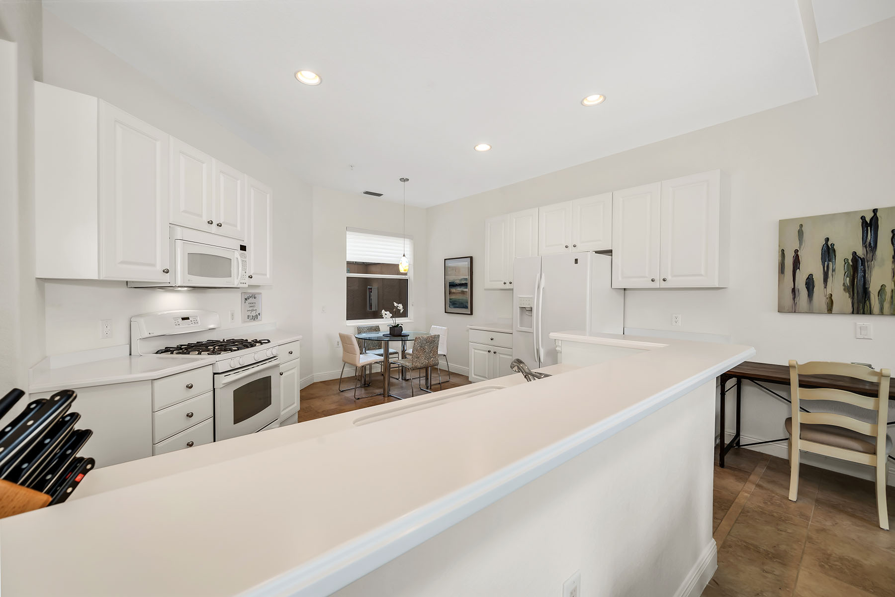 3141 Aviamar Circle , 103